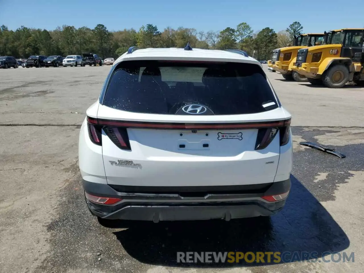 6 Photograph of a damaged car 5NMJBCAE1NH121458 HYUNDAI TUCSON 2022