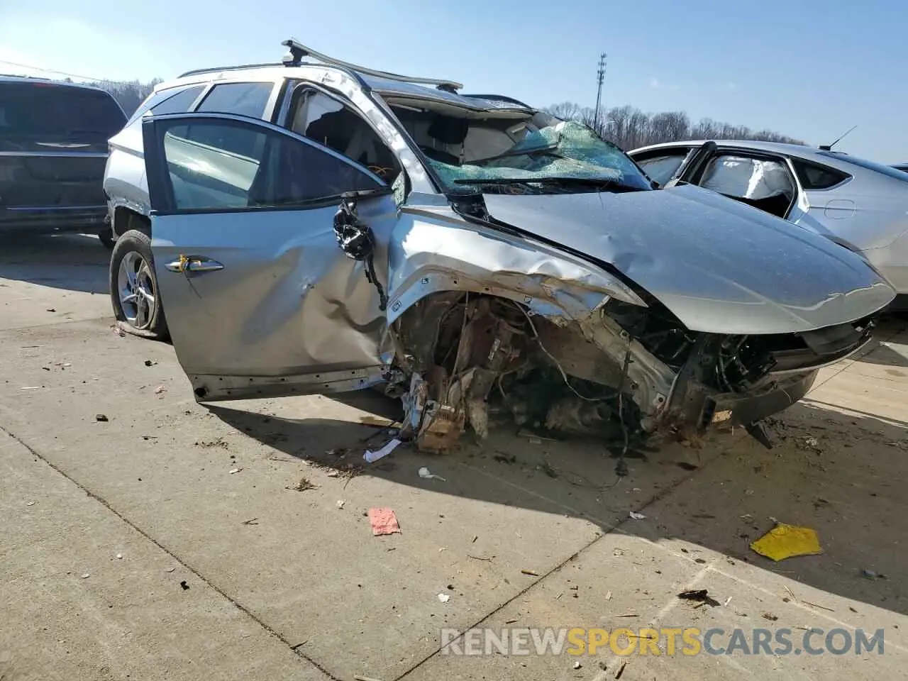 4 Photograph of a damaged car 5NMJBCAE1NH159272 HYUNDAI TUCSON 2022