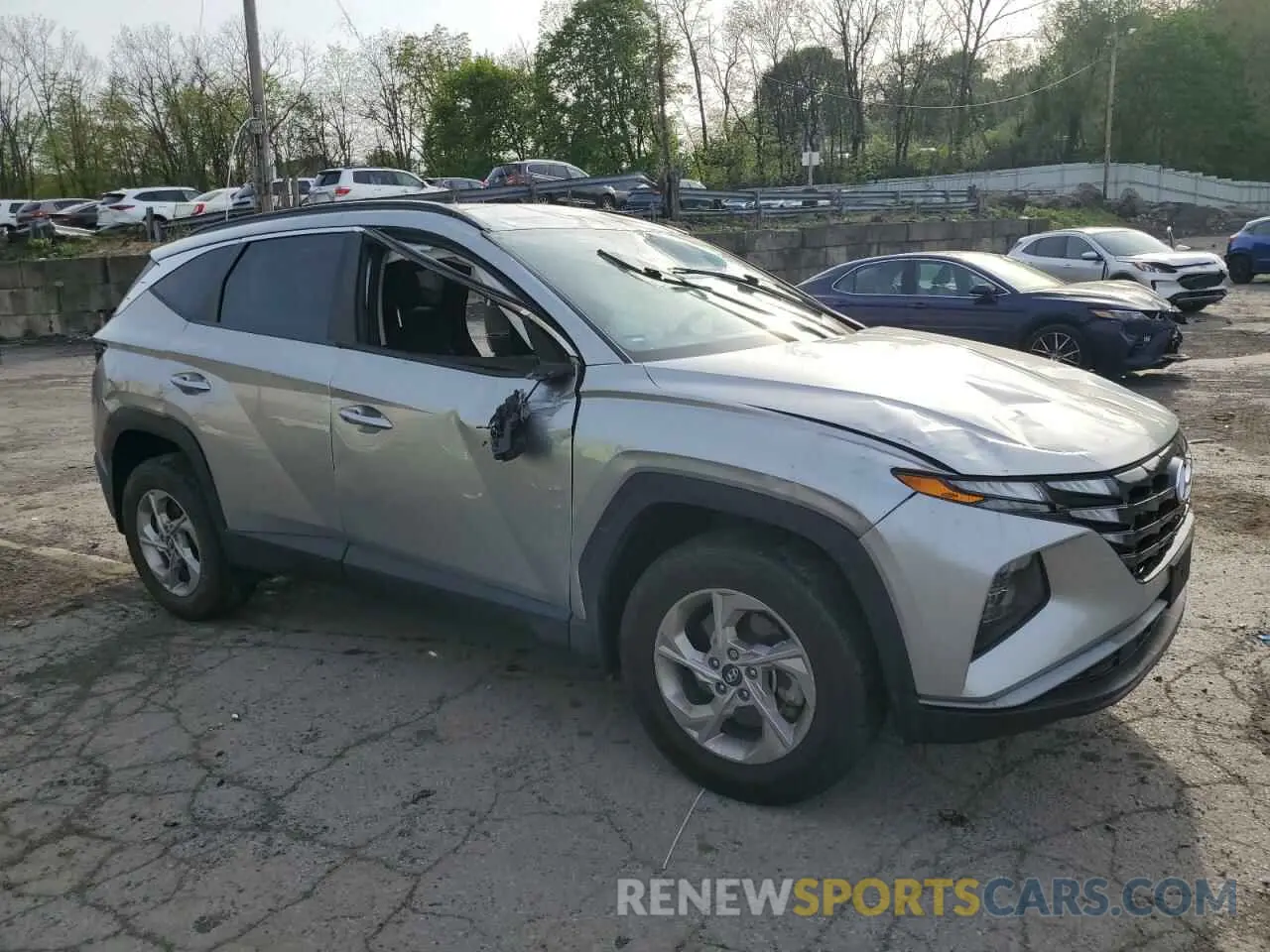 4 Photograph of a damaged car 5NMJBCAE2NH155280 HYUNDAI TUCSON 2022