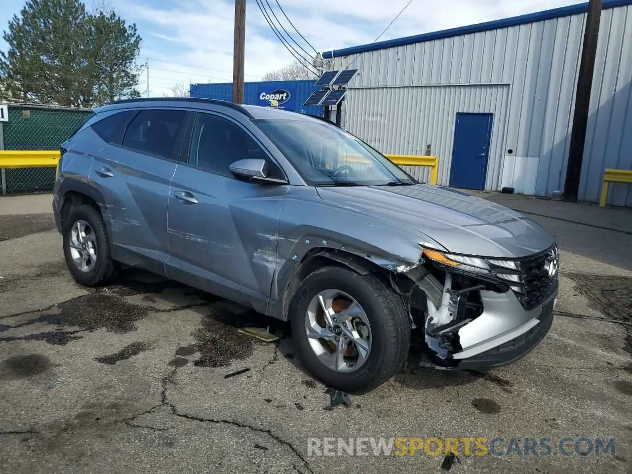4 Photograph of a damaged car 5NMJBCAE4NH071266 HYUNDAI TUCSON 2022