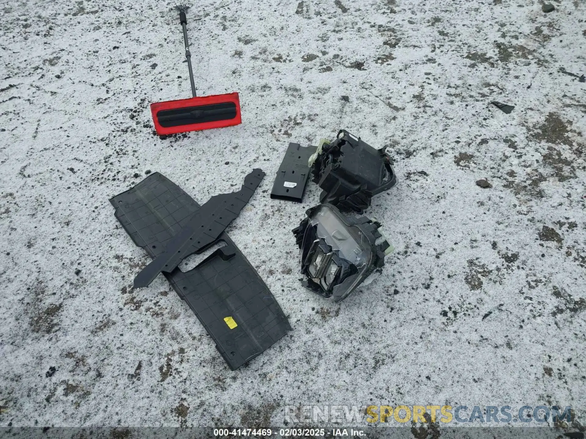 11 Photograph of a damaged car 5NMJBCAE4NH090660 HYUNDAI TUCSON 2022