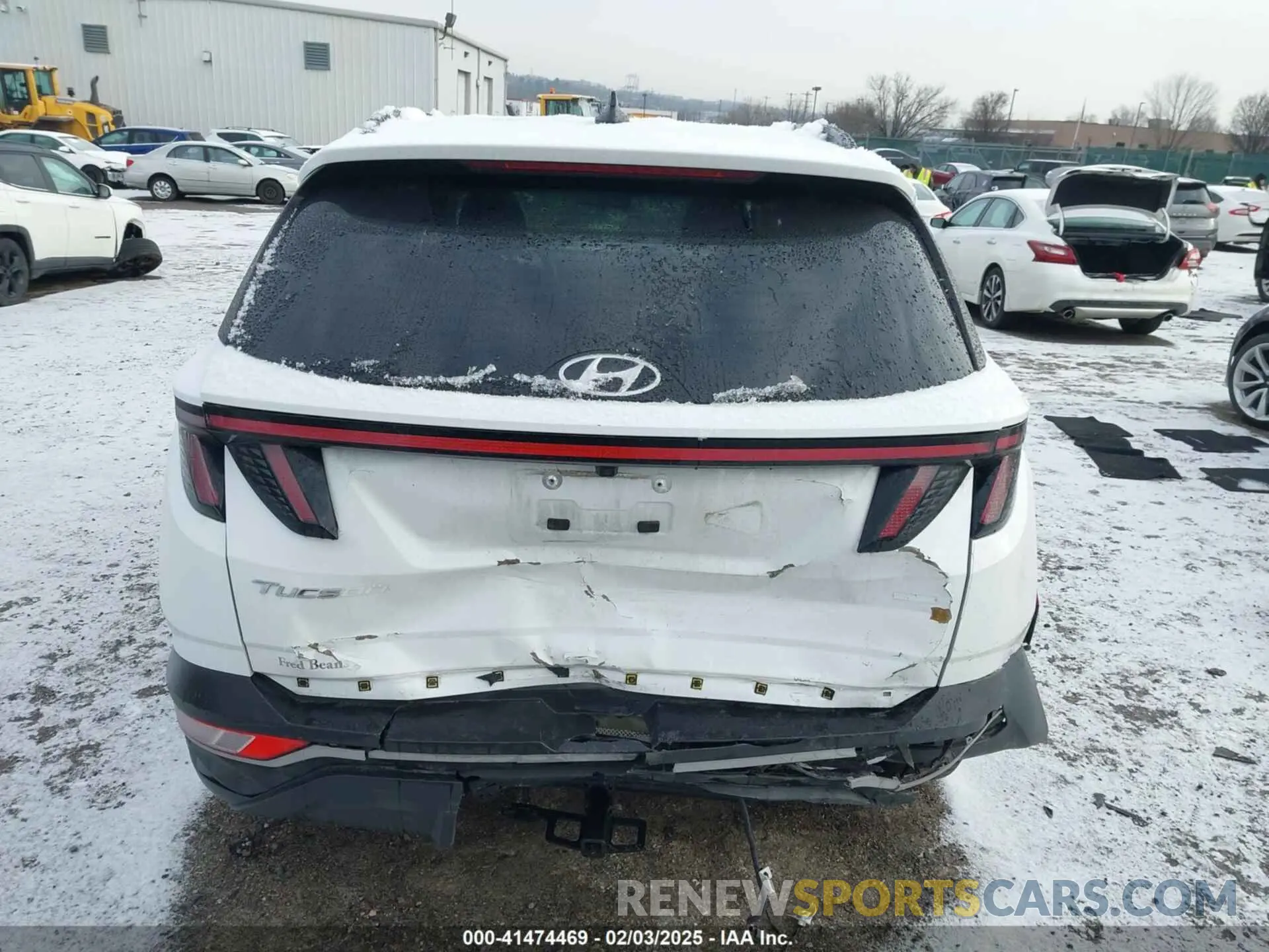 16 Photograph of a damaged car 5NMJBCAE4NH090660 HYUNDAI TUCSON 2022