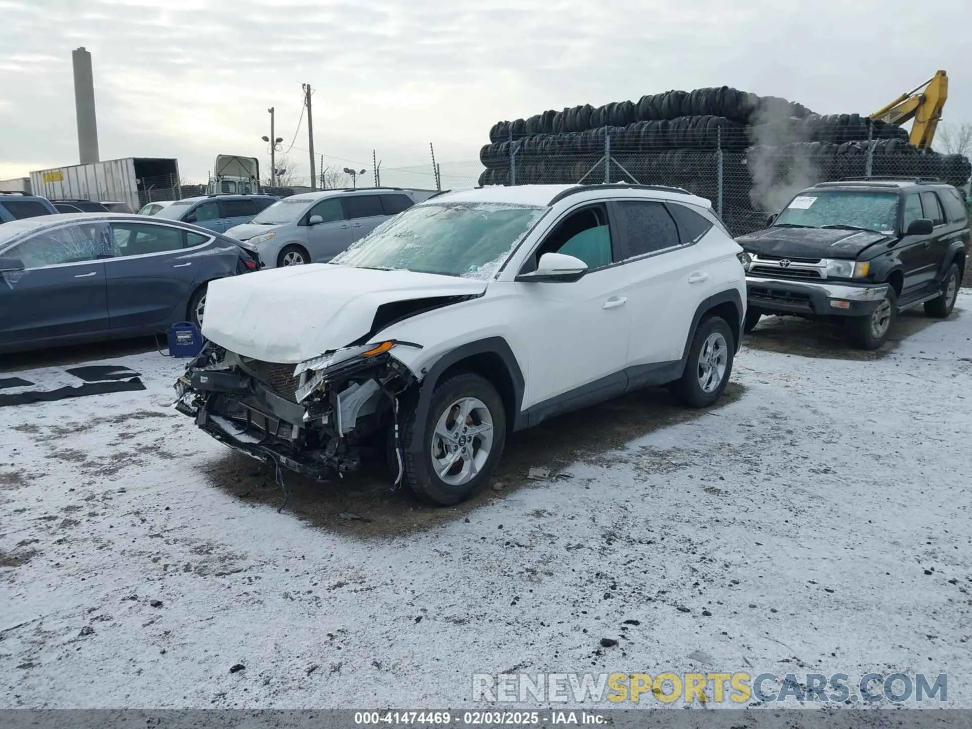 2 Photograph of a damaged car 5NMJBCAE4NH090660 HYUNDAI TUCSON 2022