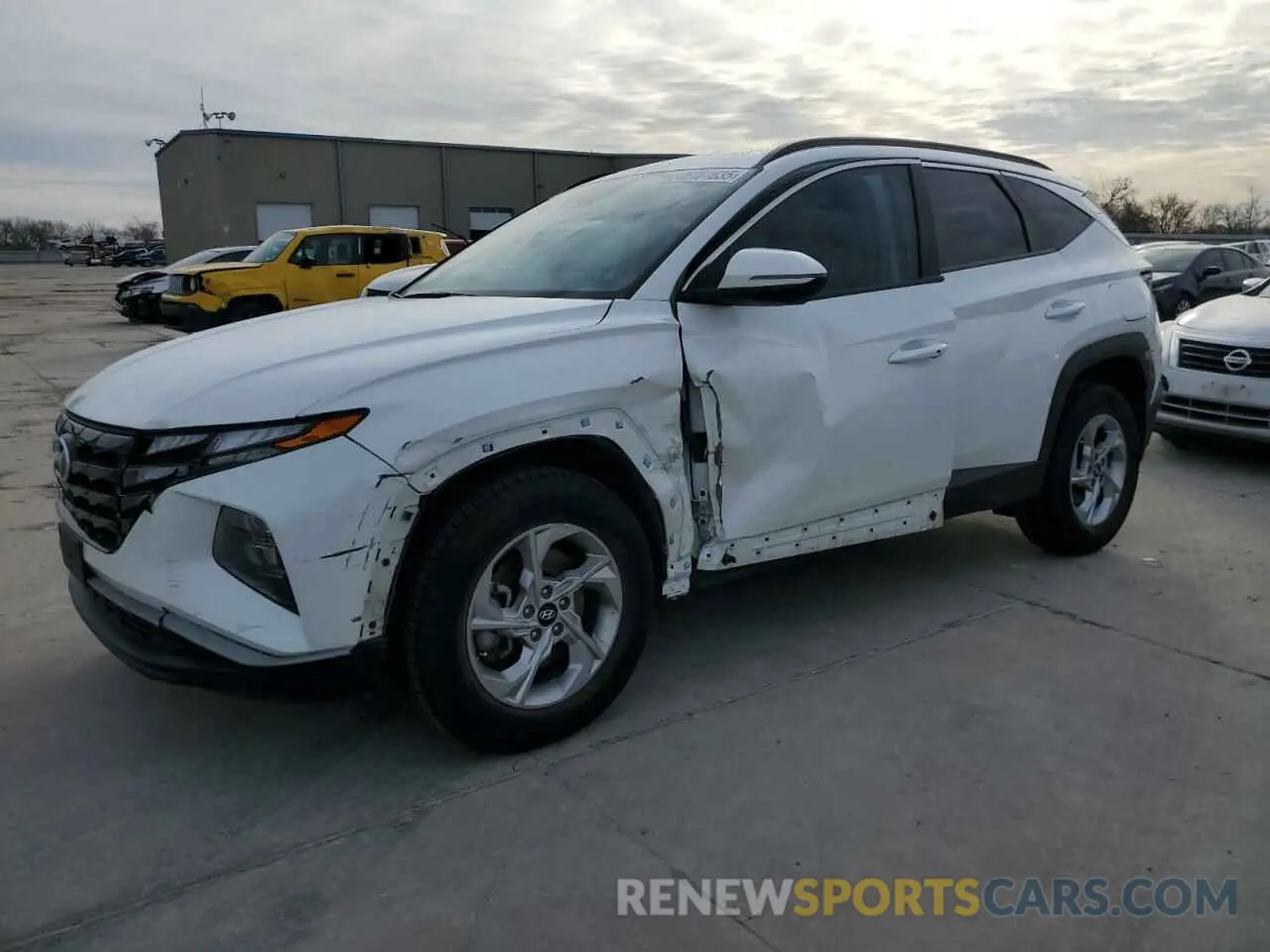 1 Photograph of a damaged car 5NMJBCAE4NH116741 HYUNDAI TUCSON 2022