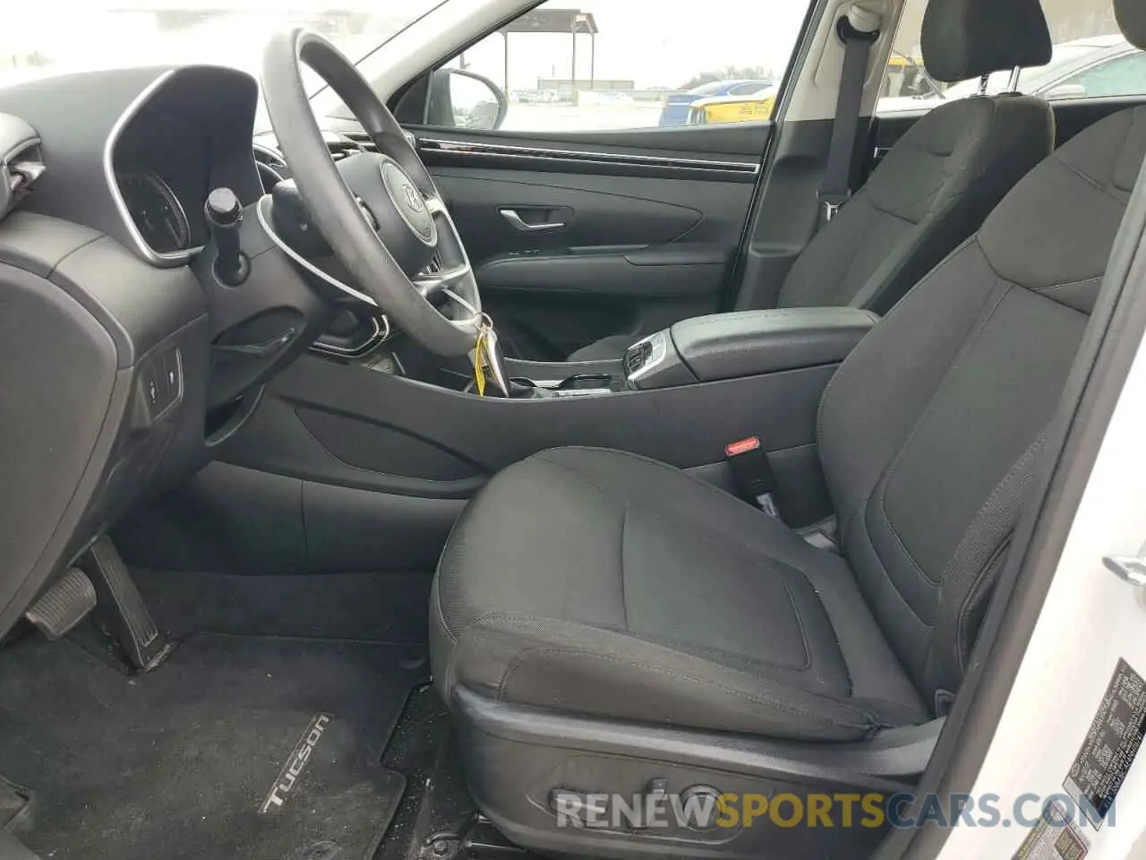 7 Photograph of a damaged car 5NMJBCAE4NH116741 HYUNDAI TUCSON 2022