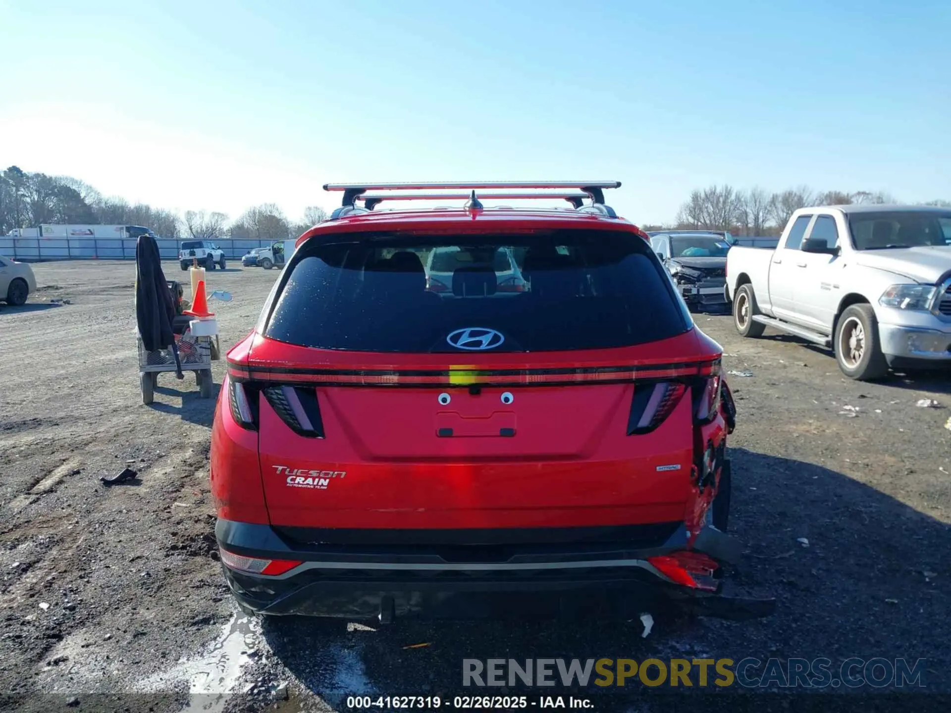 16 Photograph of a damaged car 5NMJBCAE4NH150193 HYUNDAI TUCSON 2022