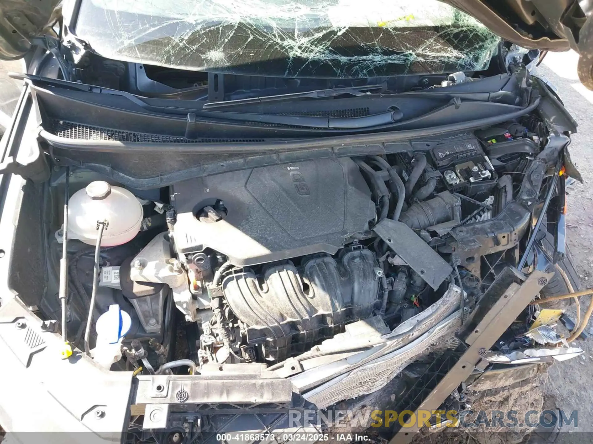 10 Photograph of a damaged car 5NMJBCAE5NH137470 HYUNDAI TUCSON 2022