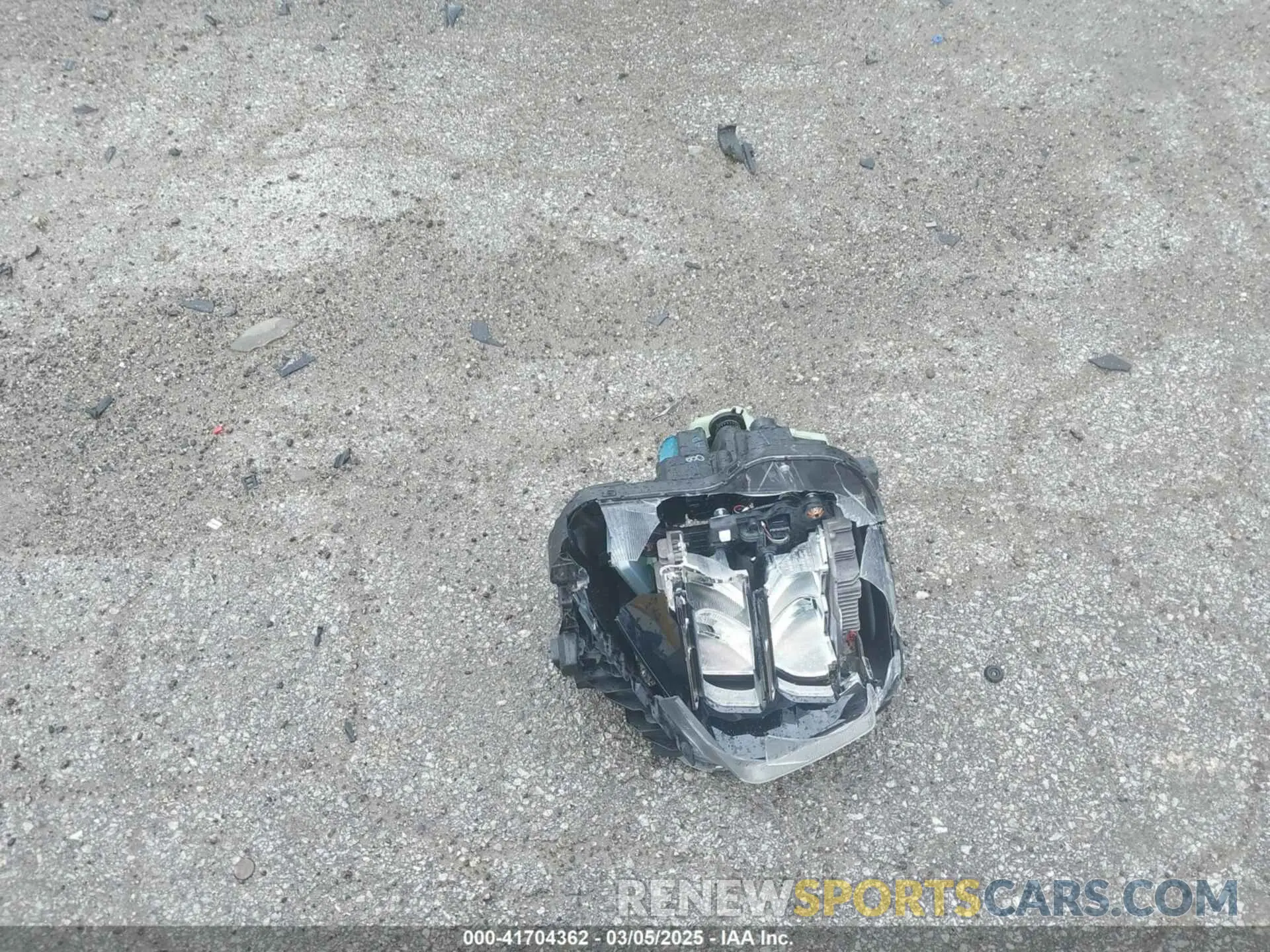 12 Photograph of a damaged car 5NMJBCAE6NH041282 HYUNDAI TUCSON 2022