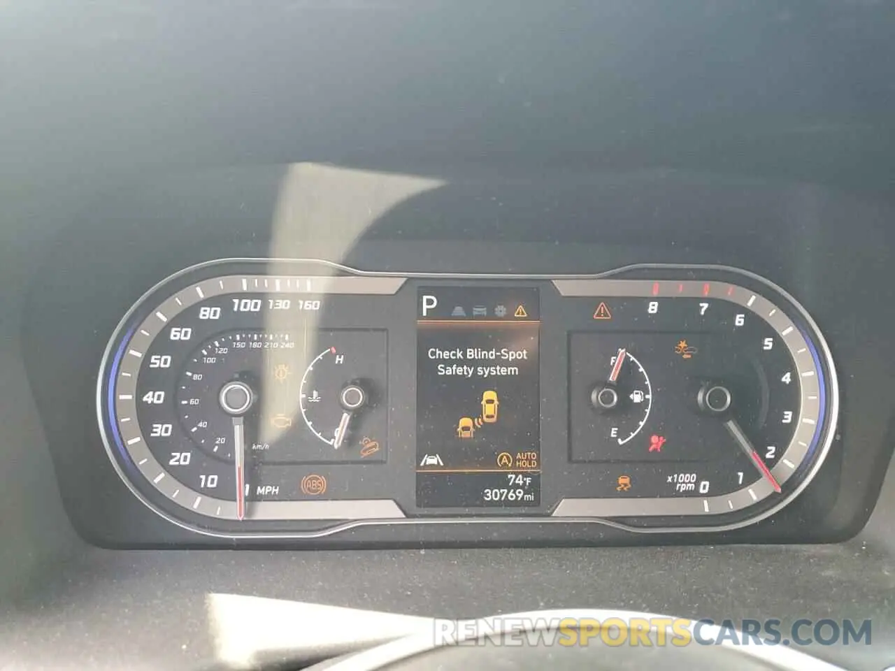 9 Photograph of a damaged car 5NMJBCAE6NH097898 HYUNDAI TUCSON 2022