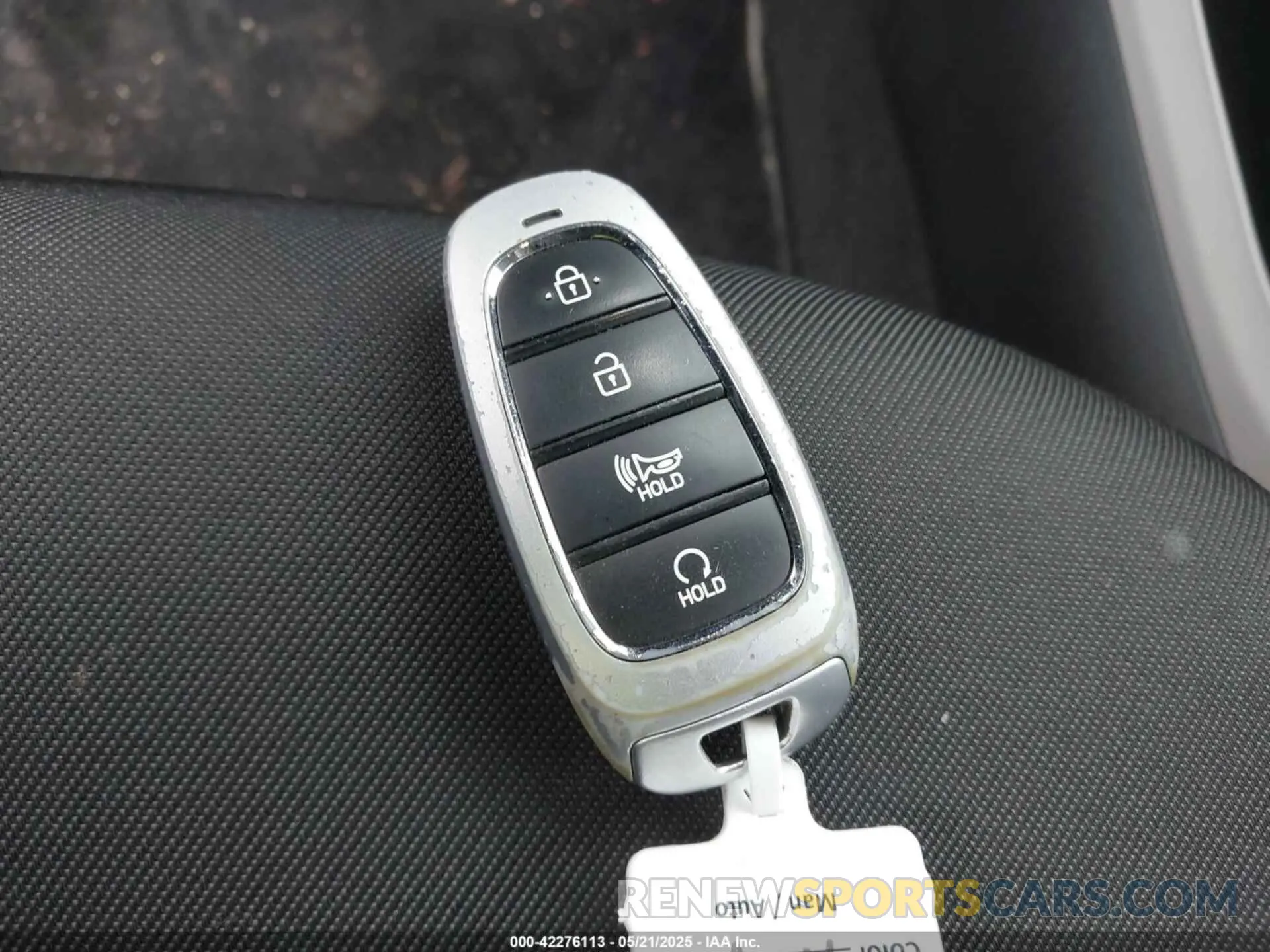 11 Photograph of a damaged car 5NMJBCAE7NH143920 HYUNDAI TUCSON 2022