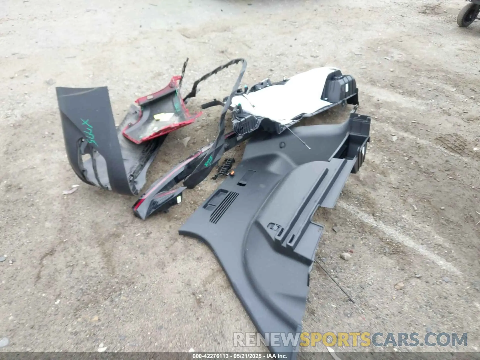 12 Photograph of a damaged car 5NMJBCAE7NH143920 HYUNDAI TUCSON 2022