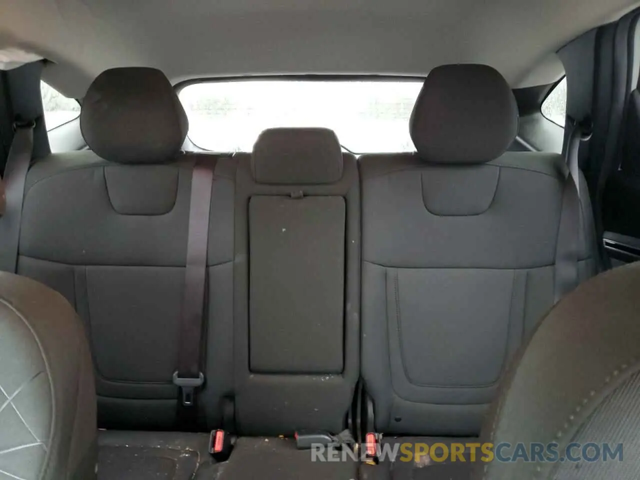 10 Photograph of a damaged car 5NMJBCAE8NH086319 HYUNDAI TUCSON 2022