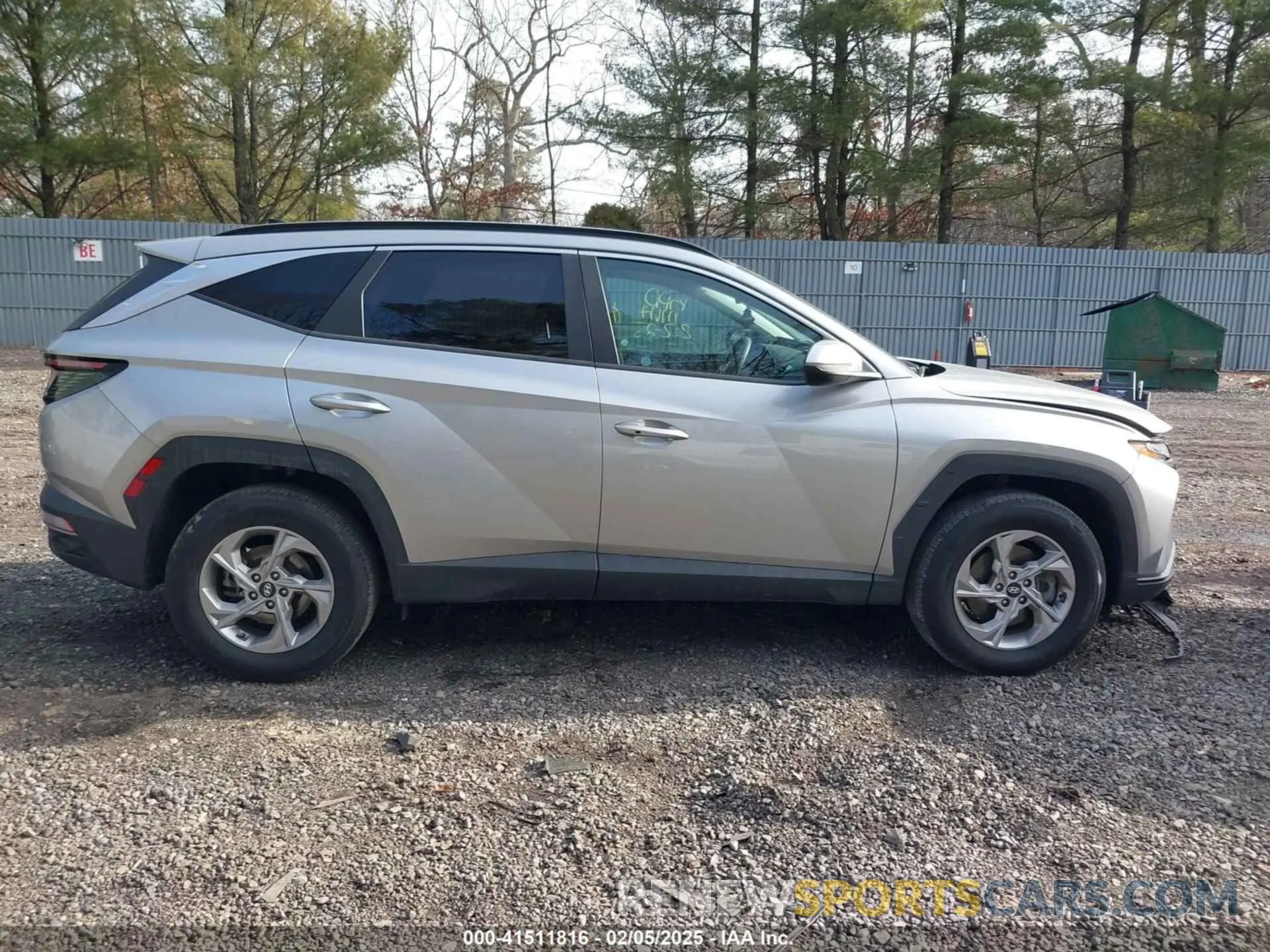 13 Photograph of a damaged car 5NMJBCAE8NH127046 HYUNDAI TUCSON 2022