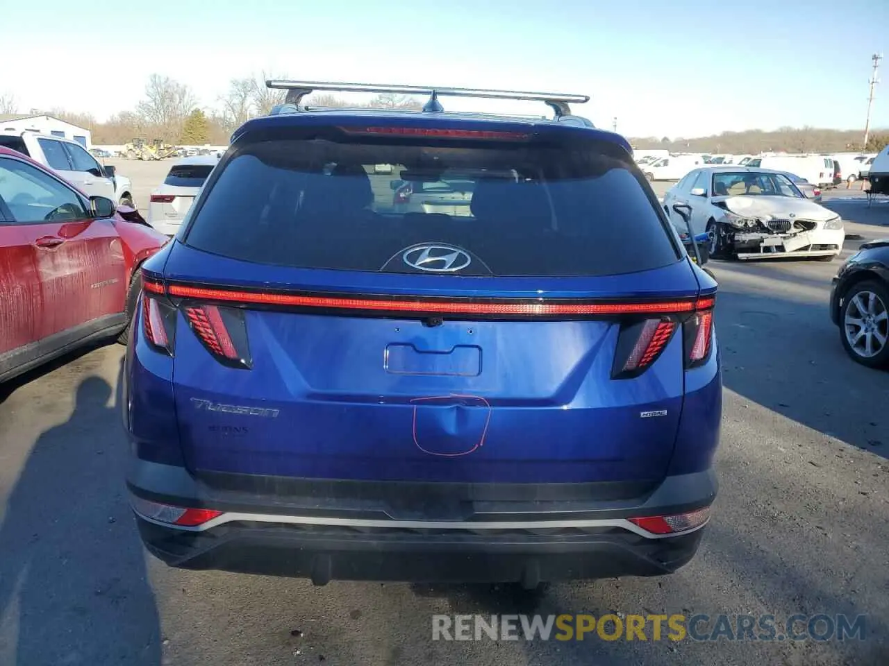 6 Photograph of a damaged car 5NMJBCAE9NH086216 HYUNDAI TUCSON 2022