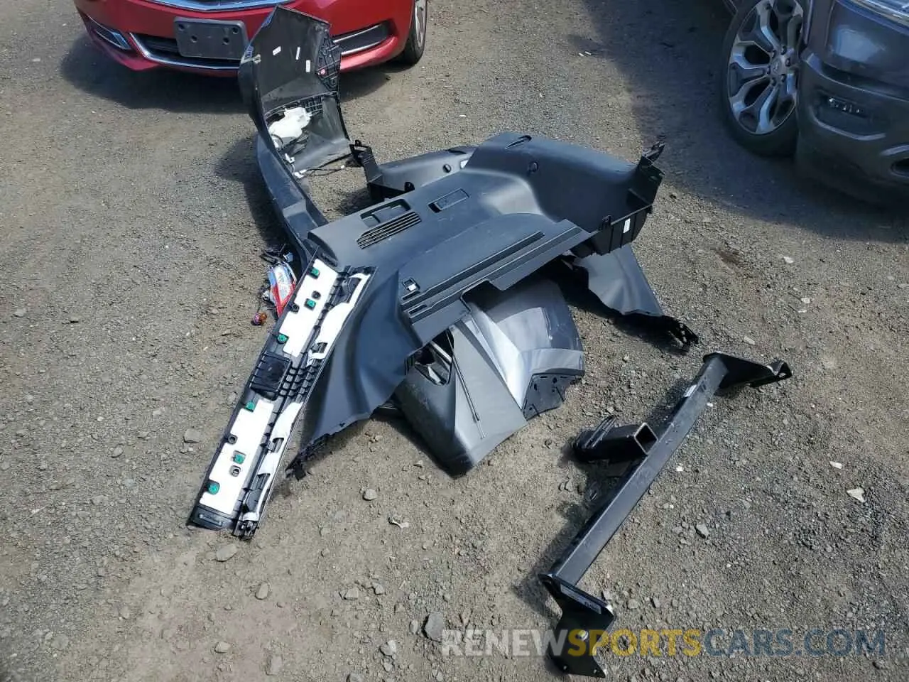 13 Photograph of a damaged car 5NMJBCAE9NH086331 HYUNDAI TUCSON 2022