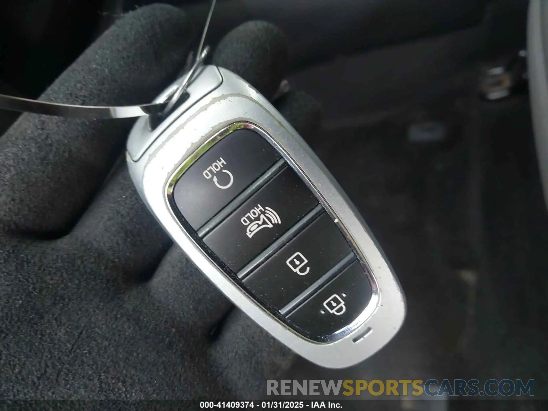 11 Photograph of a damaged car 5NMJBCAE9NH153008 HYUNDAI TUCSON 2022