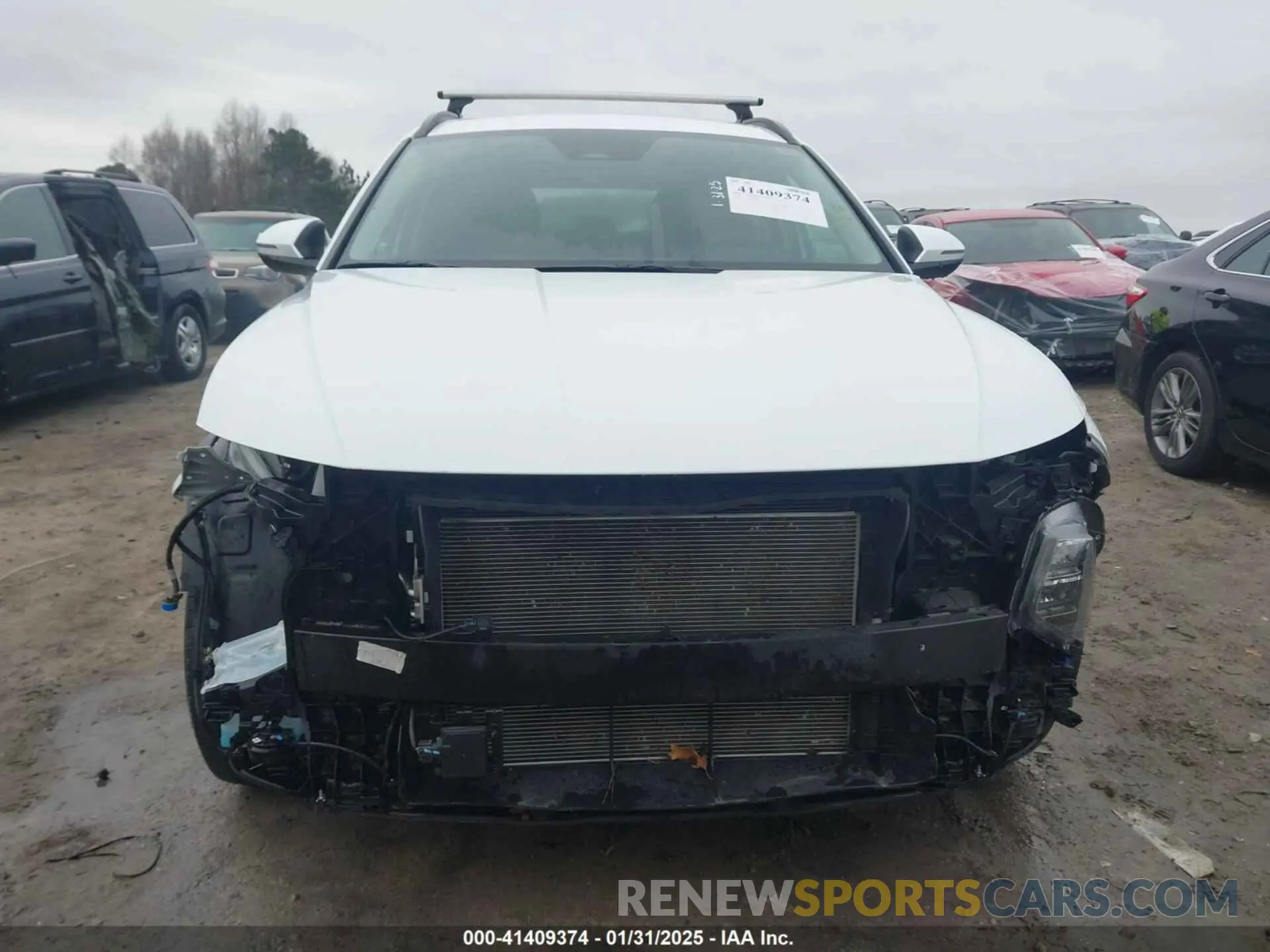 13 Photograph of a damaged car 5NMJBCAE9NH153008 HYUNDAI TUCSON 2022