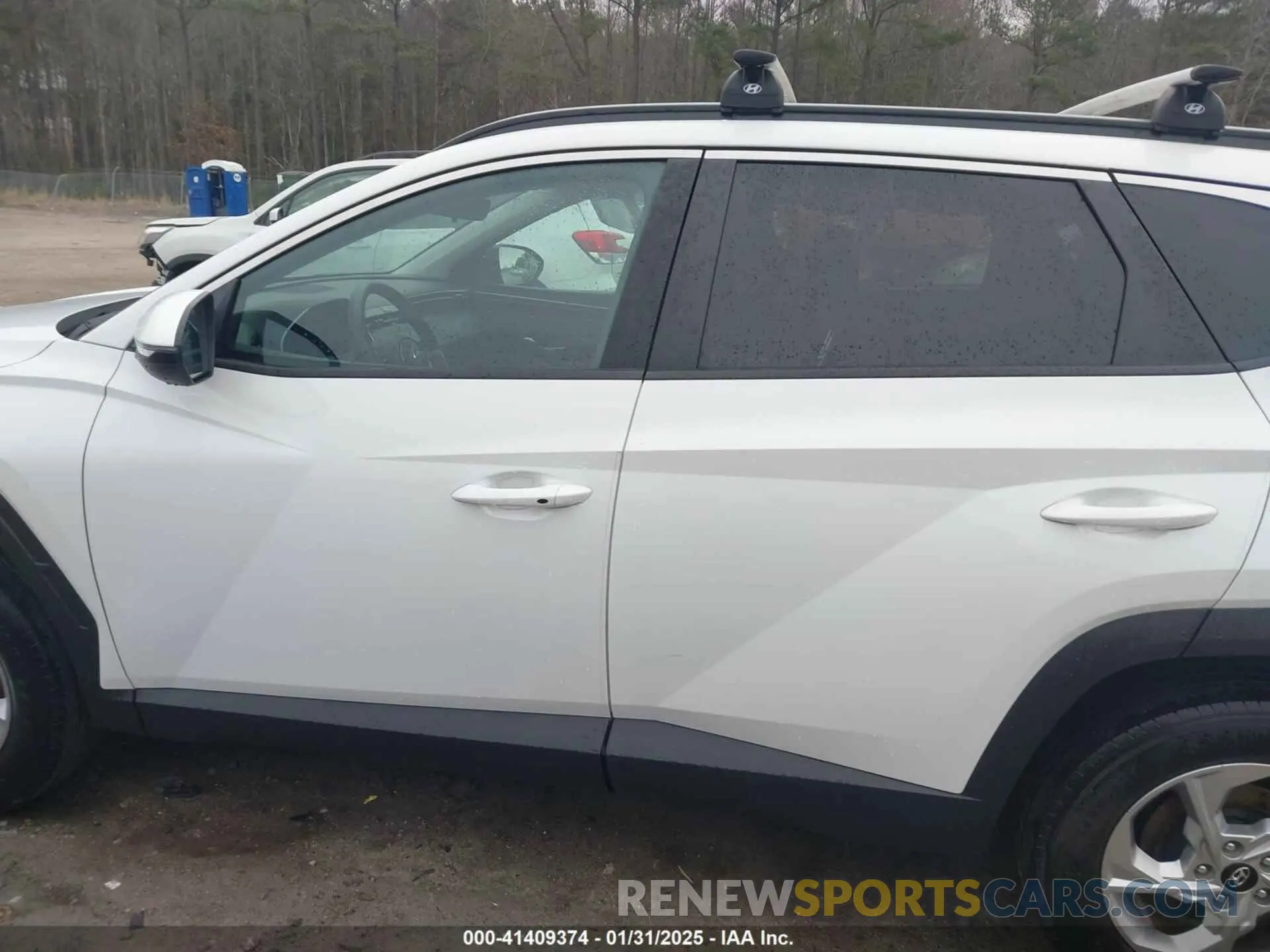 15 Photograph of a damaged car 5NMJBCAE9NH153008 HYUNDAI TUCSON 2022
