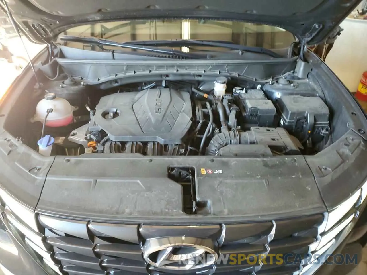12 Photograph of a damaged car 5NMJBCAEXNH084703 HYUNDAI TUCSON 2022