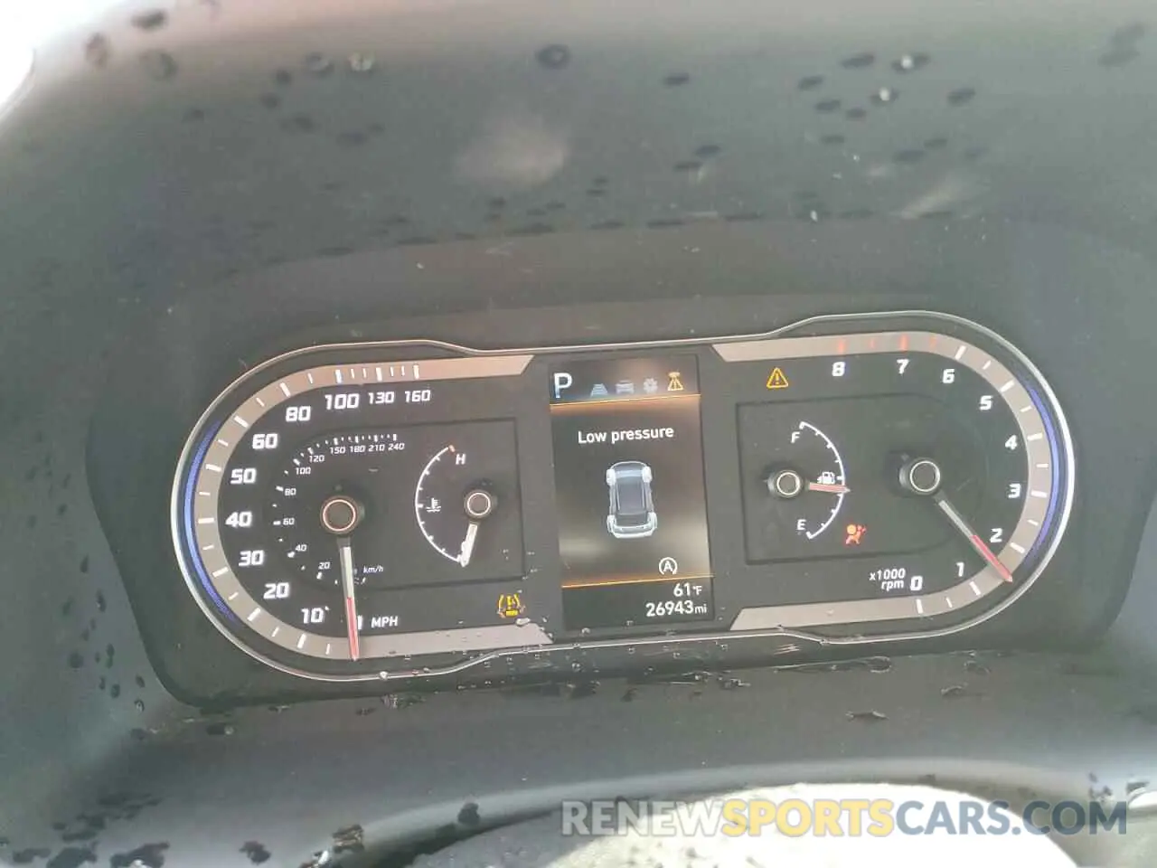 9 Photograph of a damaged car 5NMJBCAEXNH106280 HYUNDAI TUCSON 2022