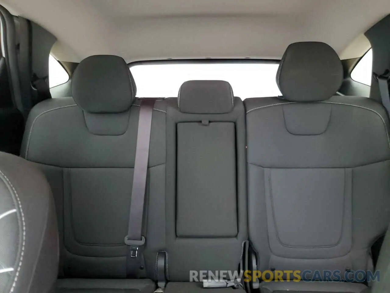 10 Photograph of a damaged car 5NMJBCAEXNH131003 HYUNDAI TUCSON 2022