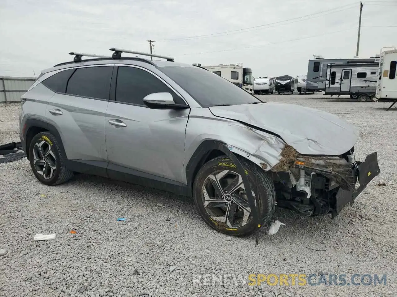4 Photograph of a damaged car 5NMJC3AE0NH044837 HYUNDAI TUCSON 2022