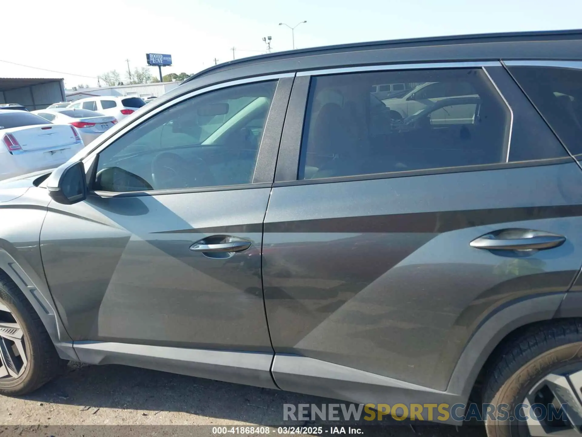 14 Photograph of a damaged car 5NMJC3AE1NH152514 HYUNDAI TUCSON 2022