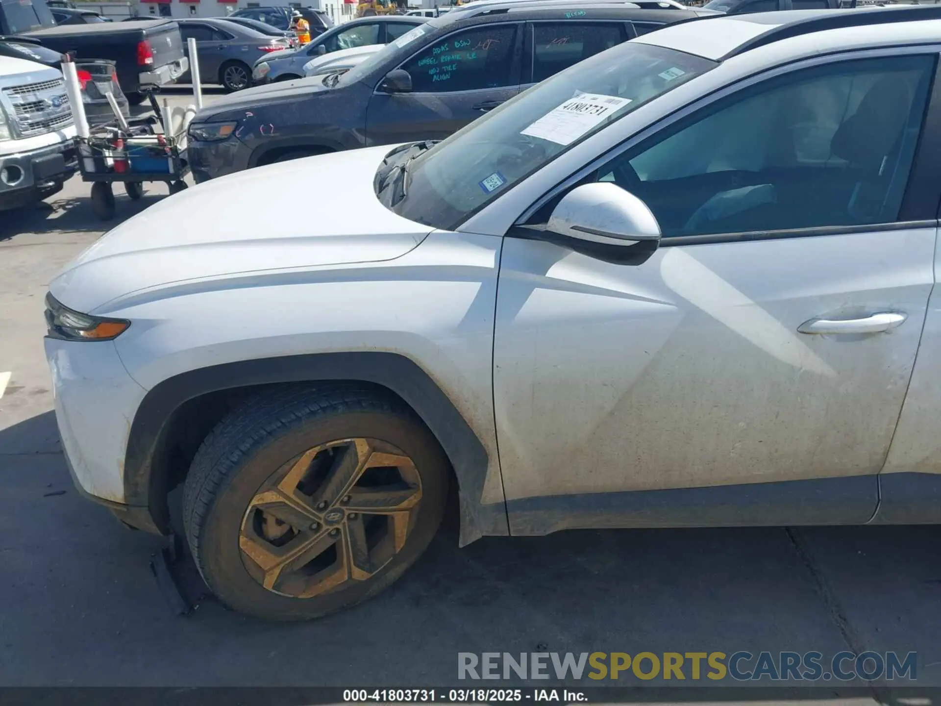 14 Photograph of a damaged car 5NMJC3AE2NH126472 HYUNDAI TUCSON 2022