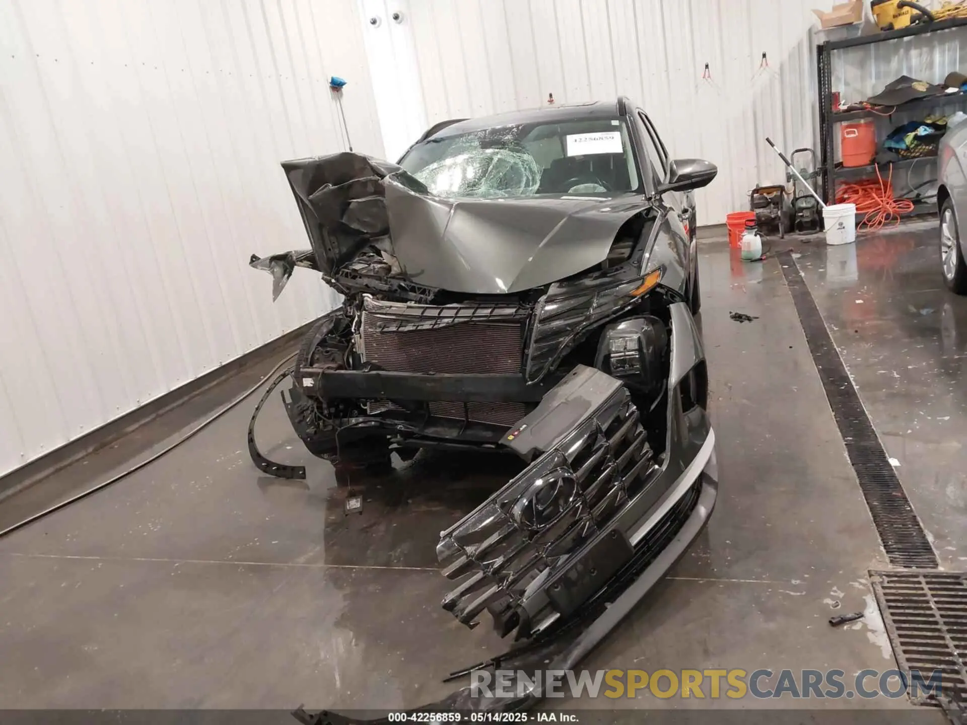 11 Photograph of a damaged car 5NMJC3AE3NH088315 HYUNDAI TUCSON 2022