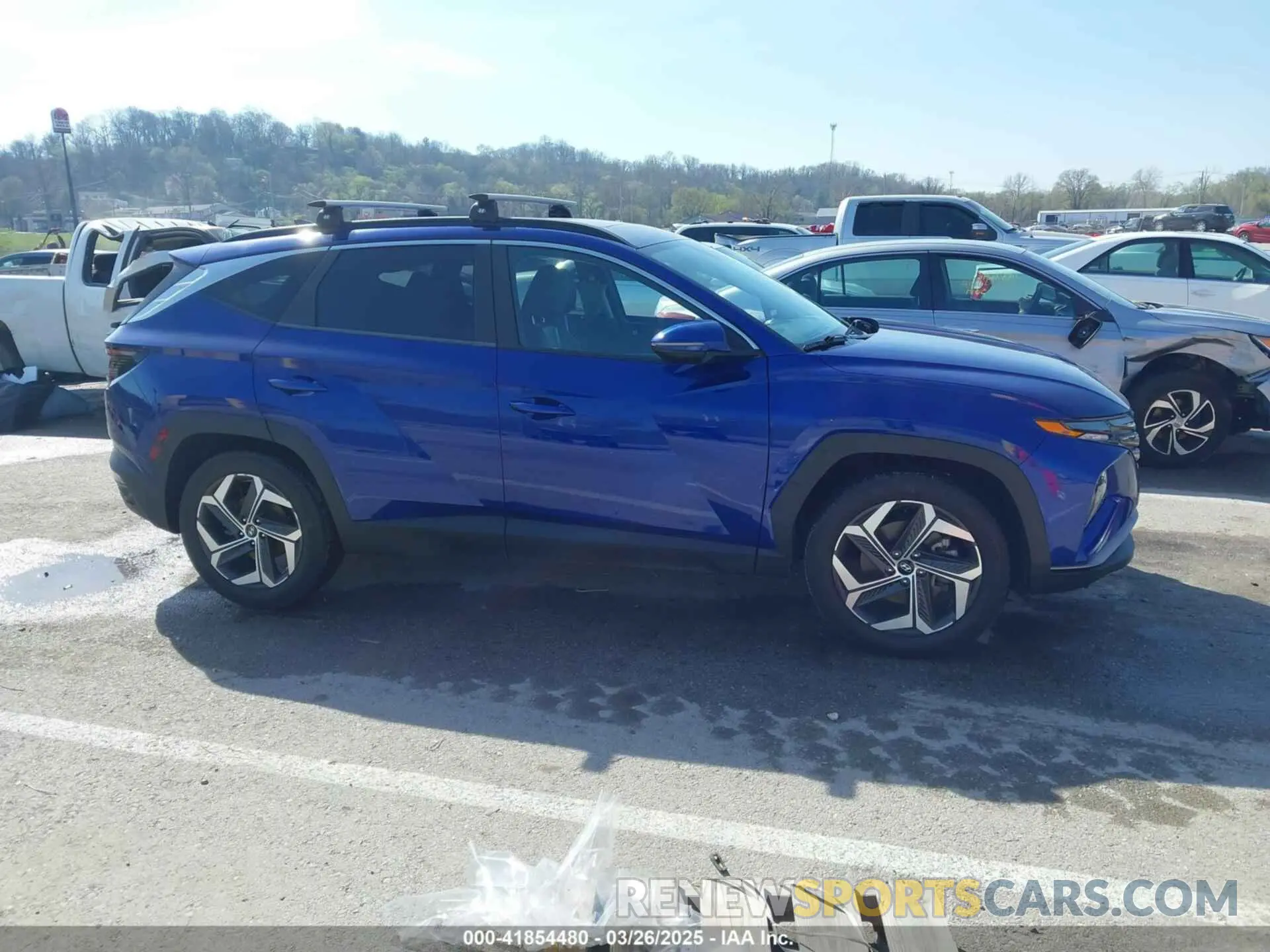 14 Photograph of a damaged car 5NMJC3AE6NH127253 HYUNDAI TUCSON 2022