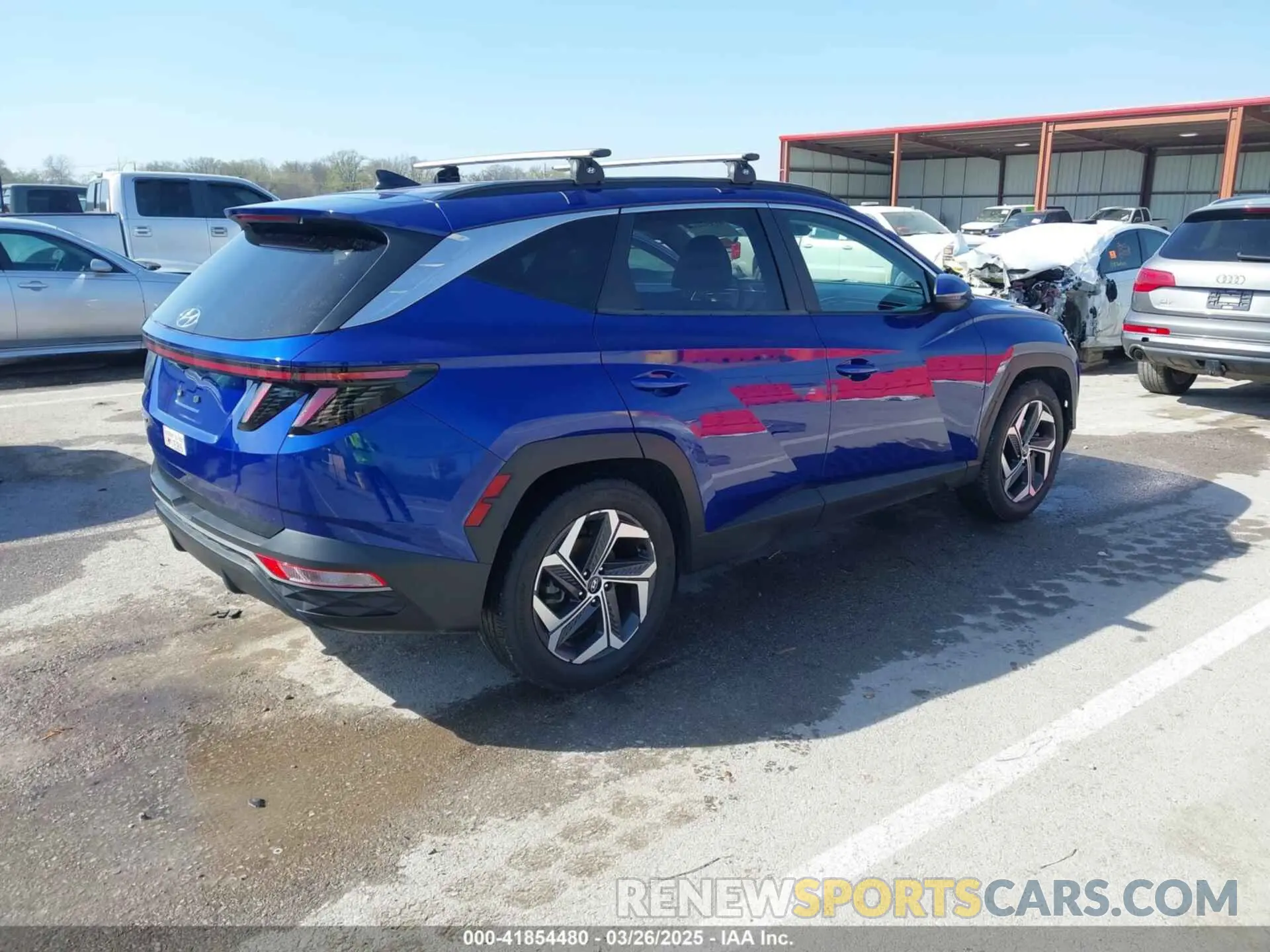 4 Photograph of a damaged car 5NMJC3AE6NH127253 HYUNDAI TUCSON 2022