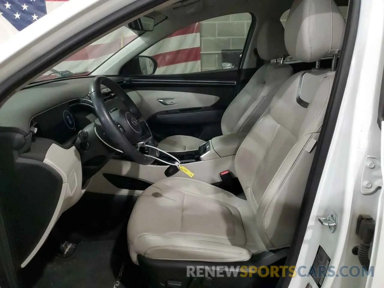 7 Photograph of a damaged car 5NMJC3AE7NH019482 HYUNDAI TUCSON 2022