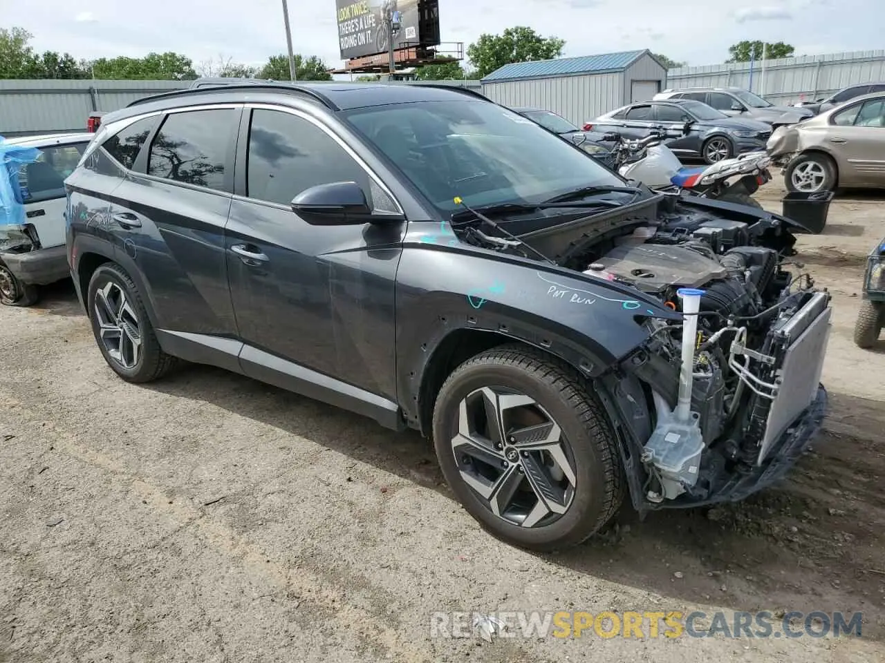 4 Photograph of a damaged car 5NMJC3AE7NH126872 HYUNDAI TUCSON 2022