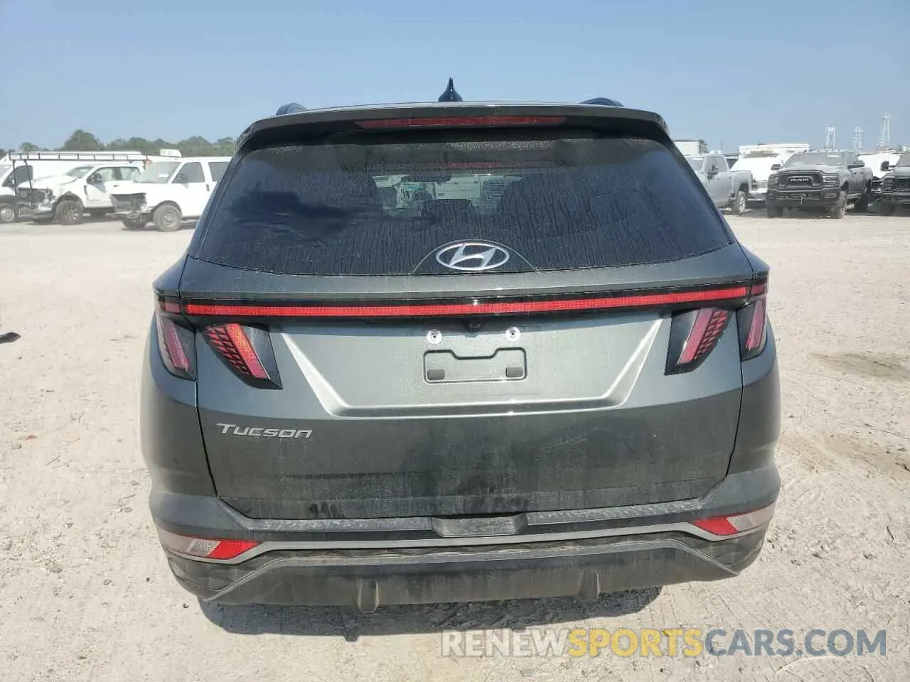 6 Photograph of a damaged car 5NMJC3AE7NH158043 HYUNDAI TUCSON 2022