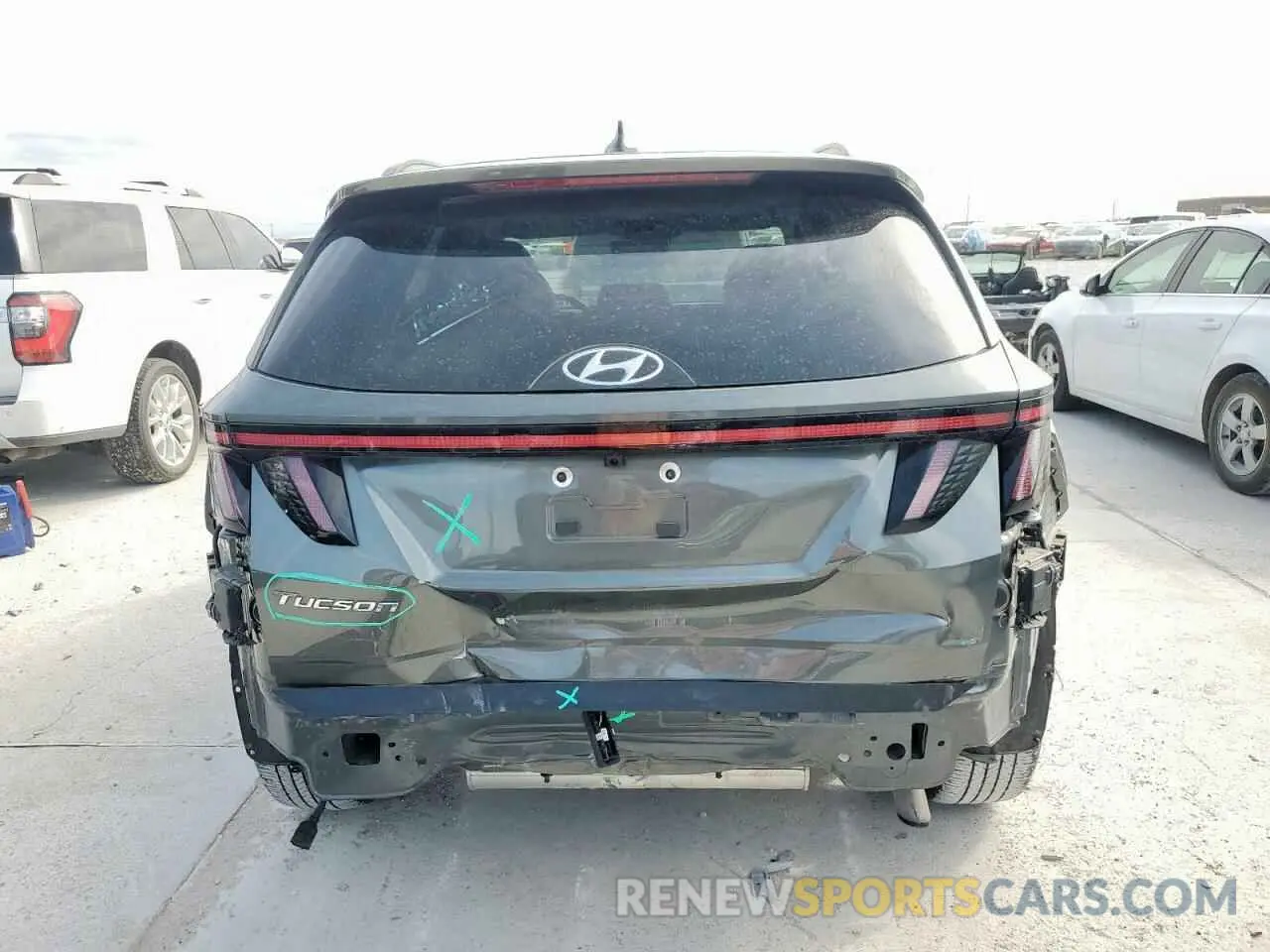 6 Photograph of a damaged car 5NMJC3AE8NH139520 HYUNDAI TUCSON 2022