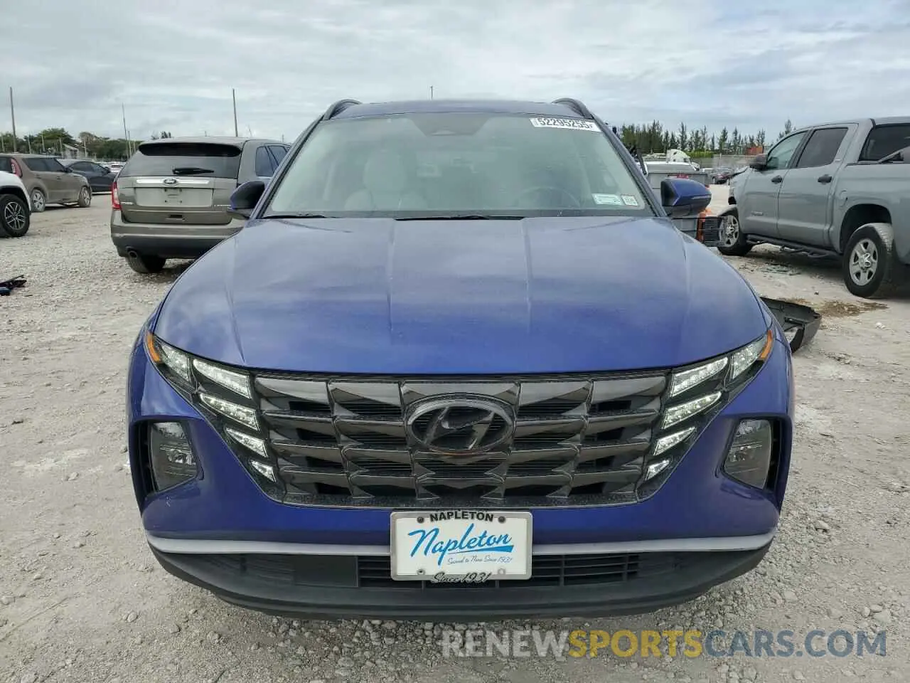 5 Photograph of a damaged car 5NMJCCAE1NH032261 HYUNDAI TUCSON 2022