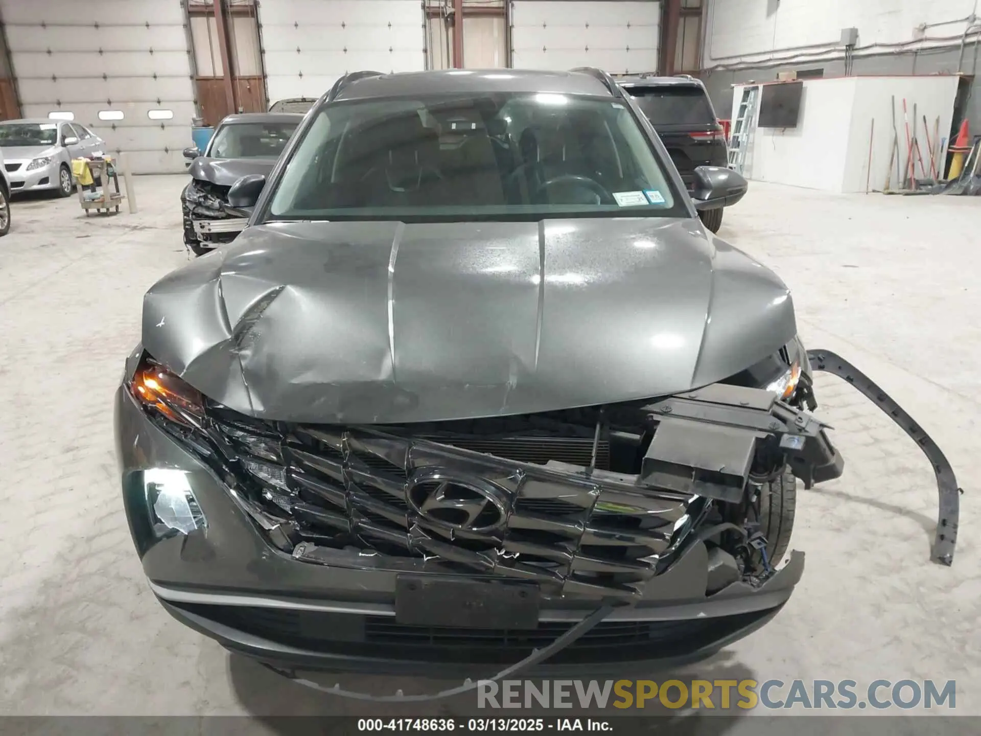 12 Photograph of a damaged car 5NMJCCAE1NH089480 HYUNDAI TUCSON 2022