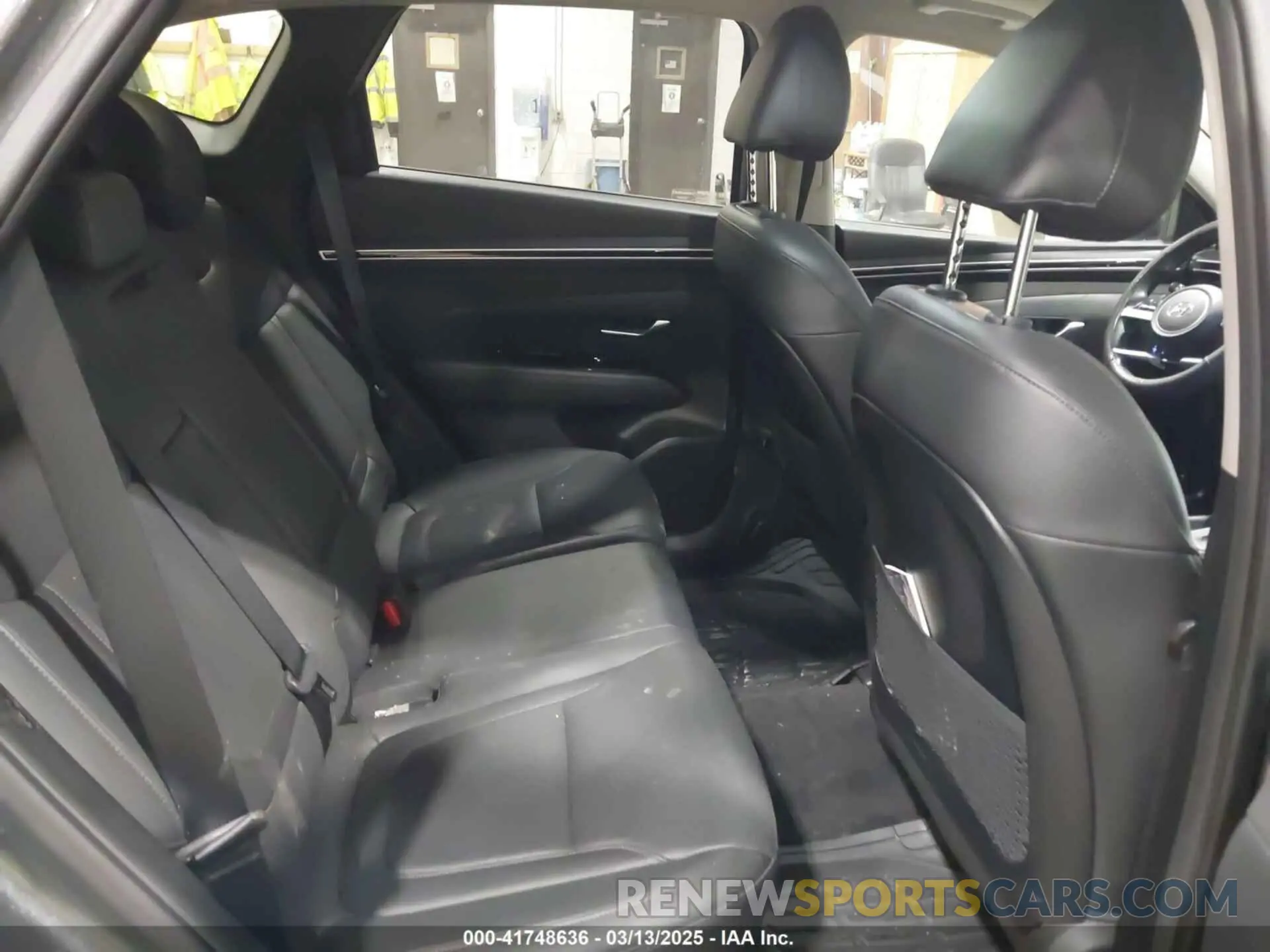 8 Photograph of a damaged car 5NMJCCAE1NH089480 HYUNDAI TUCSON 2022