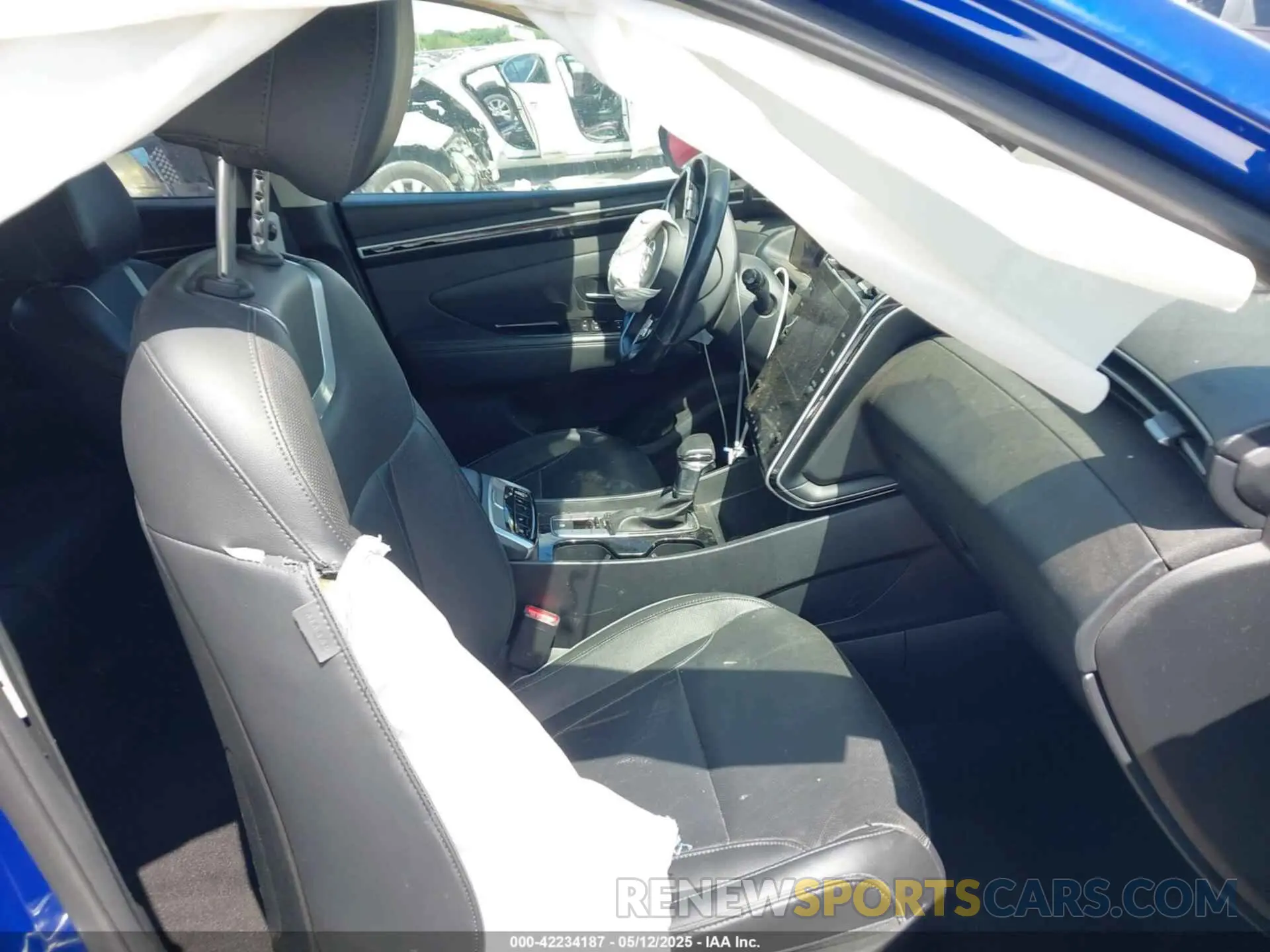 5 Photograph of a damaged car 5NMJCCAE1NH094565 HYUNDAI TUCSON 2022