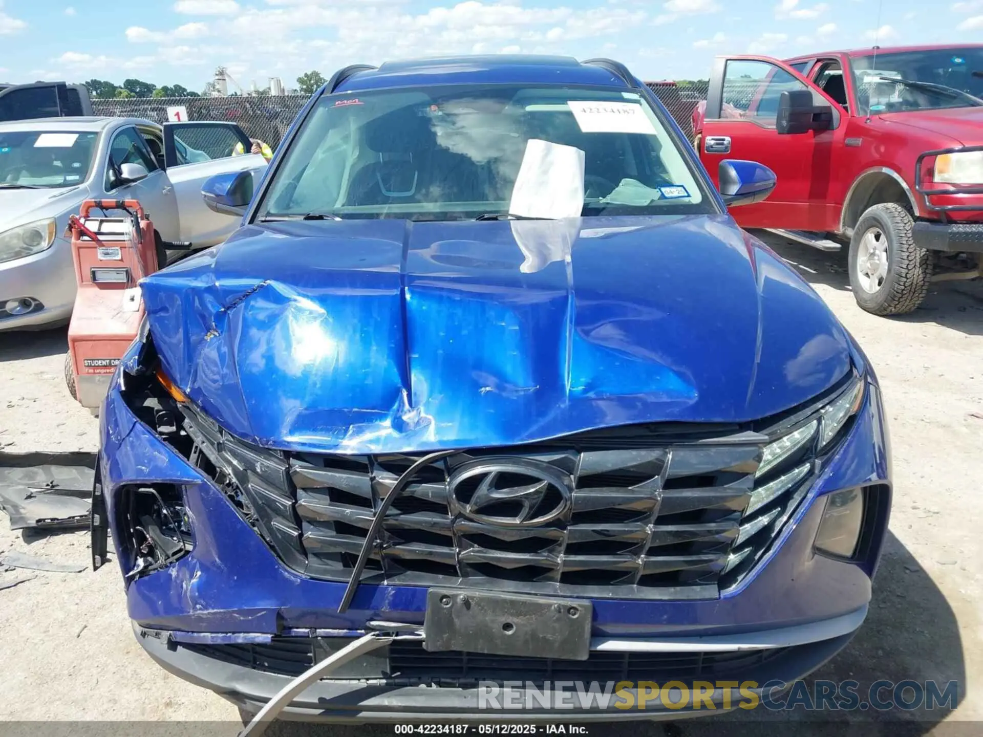 6 Photograph of a damaged car 5NMJCCAE1NH094565 HYUNDAI TUCSON 2022