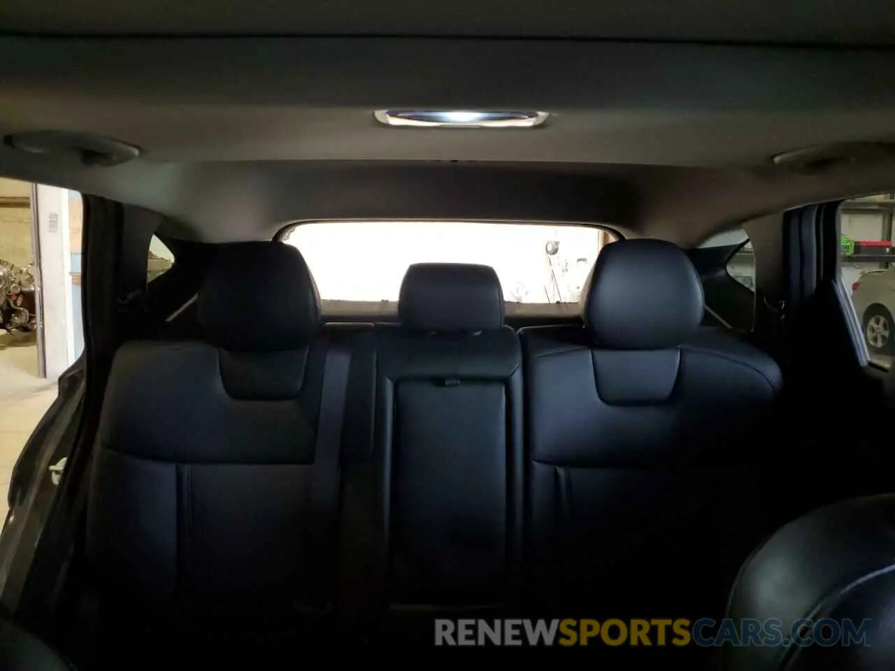 10 Photograph of a damaged car 5NMJCCAE2NH094865 HYUNDAI TUCSON 2022