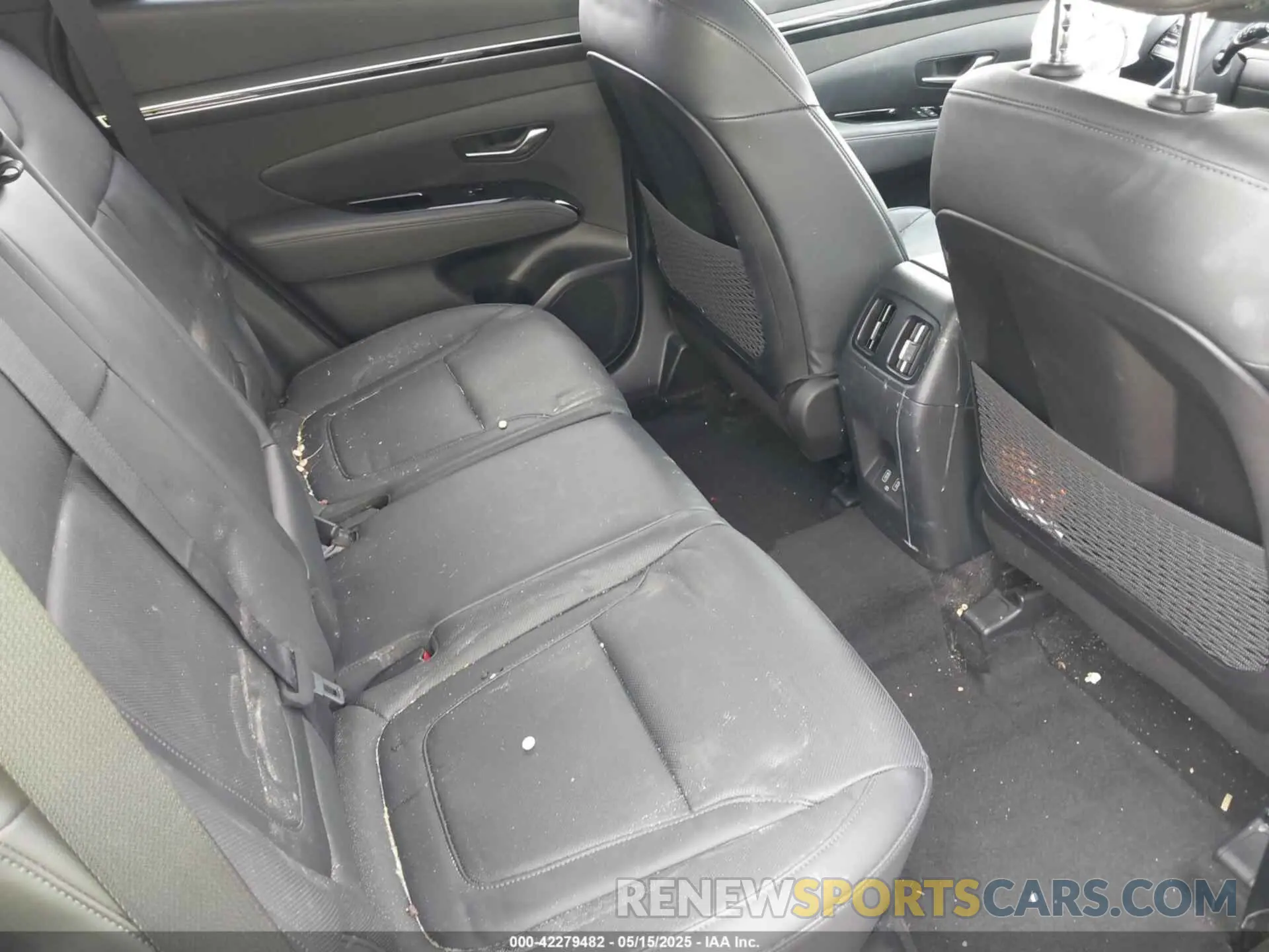 8 Photograph of a damaged car 5NMJCCAE3NH047585 HYUNDAI TUCSON 2022