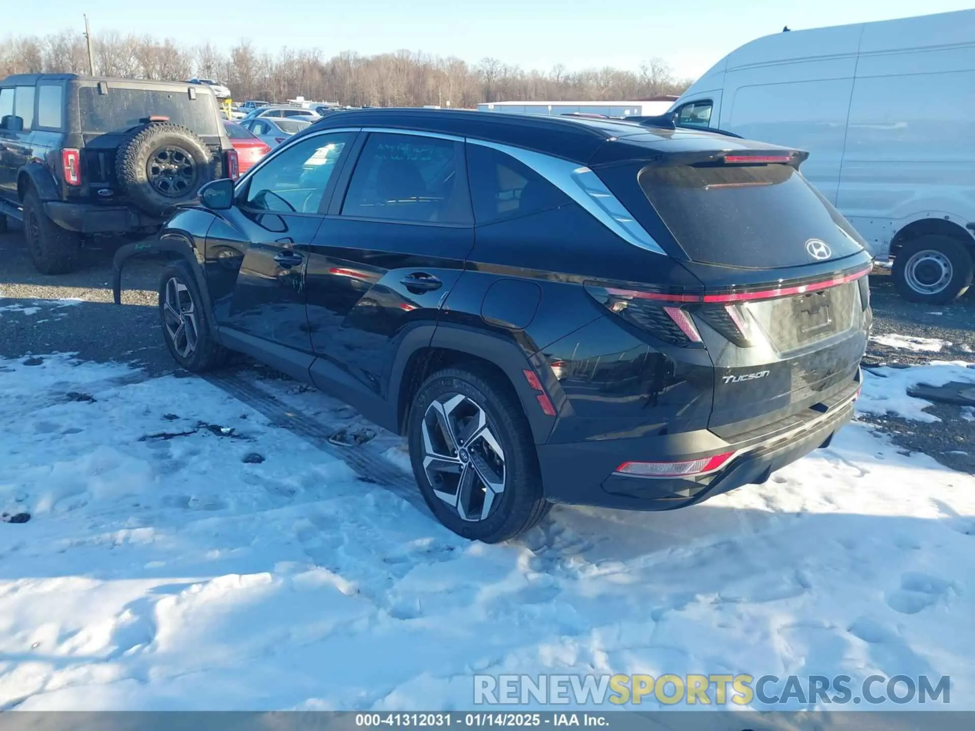 3 Photograph of a damaged car 5NMJCCAE4NH039074 HYUNDAI TUCSON 2022