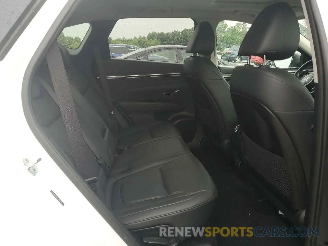 11 Photograph of a damaged car 5NMJCCAE4NH057428 HYUNDAI TUCSON 2022