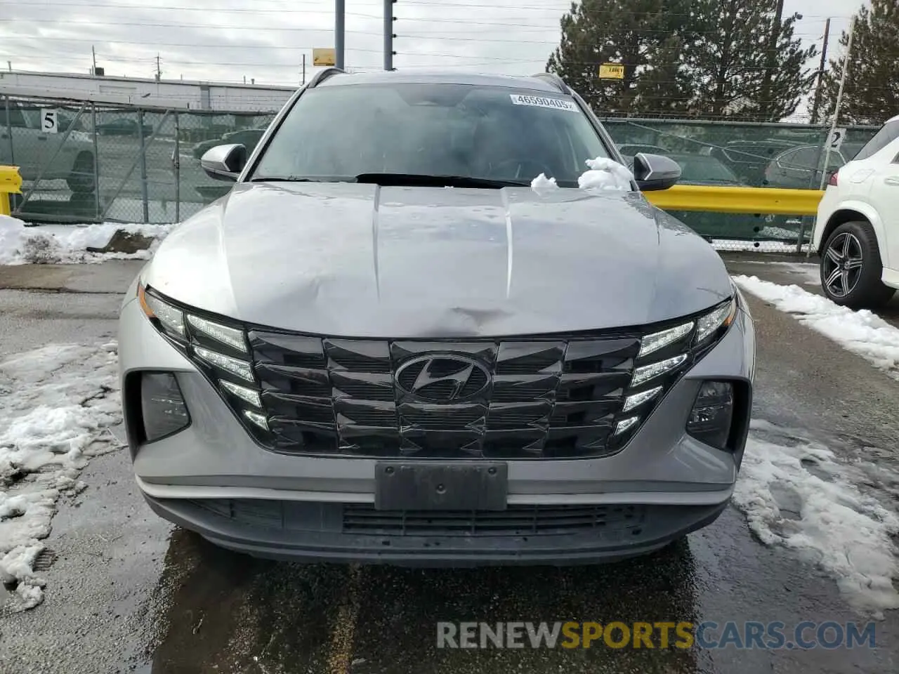 5 Photograph of a damaged car 5NMJCCAE5NH037320 HYUNDAI TUCSON 2022