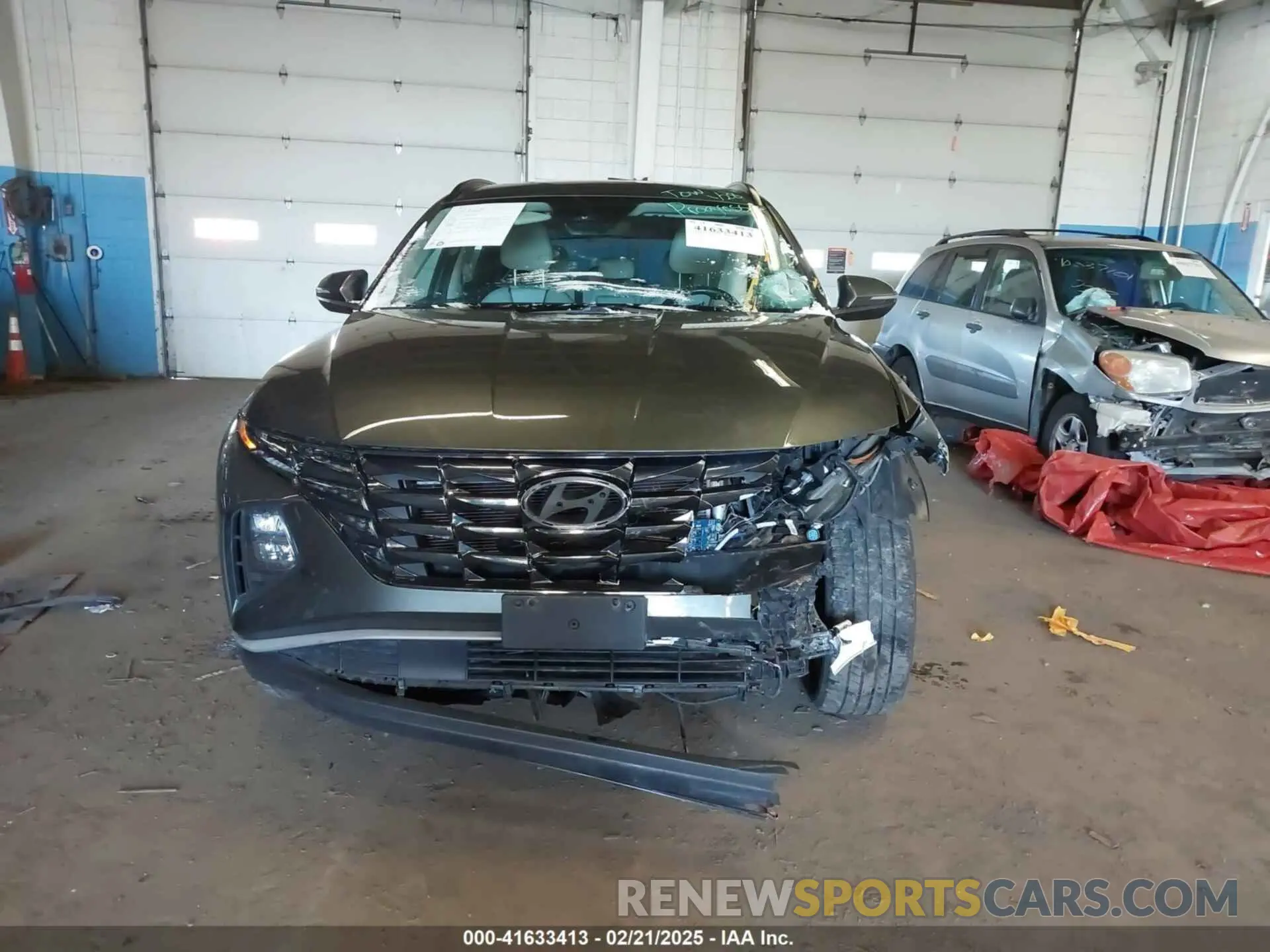 12 Photograph of a damaged car 5NMJCCAE5NH042078 HYUNDAI TUCSON 2022