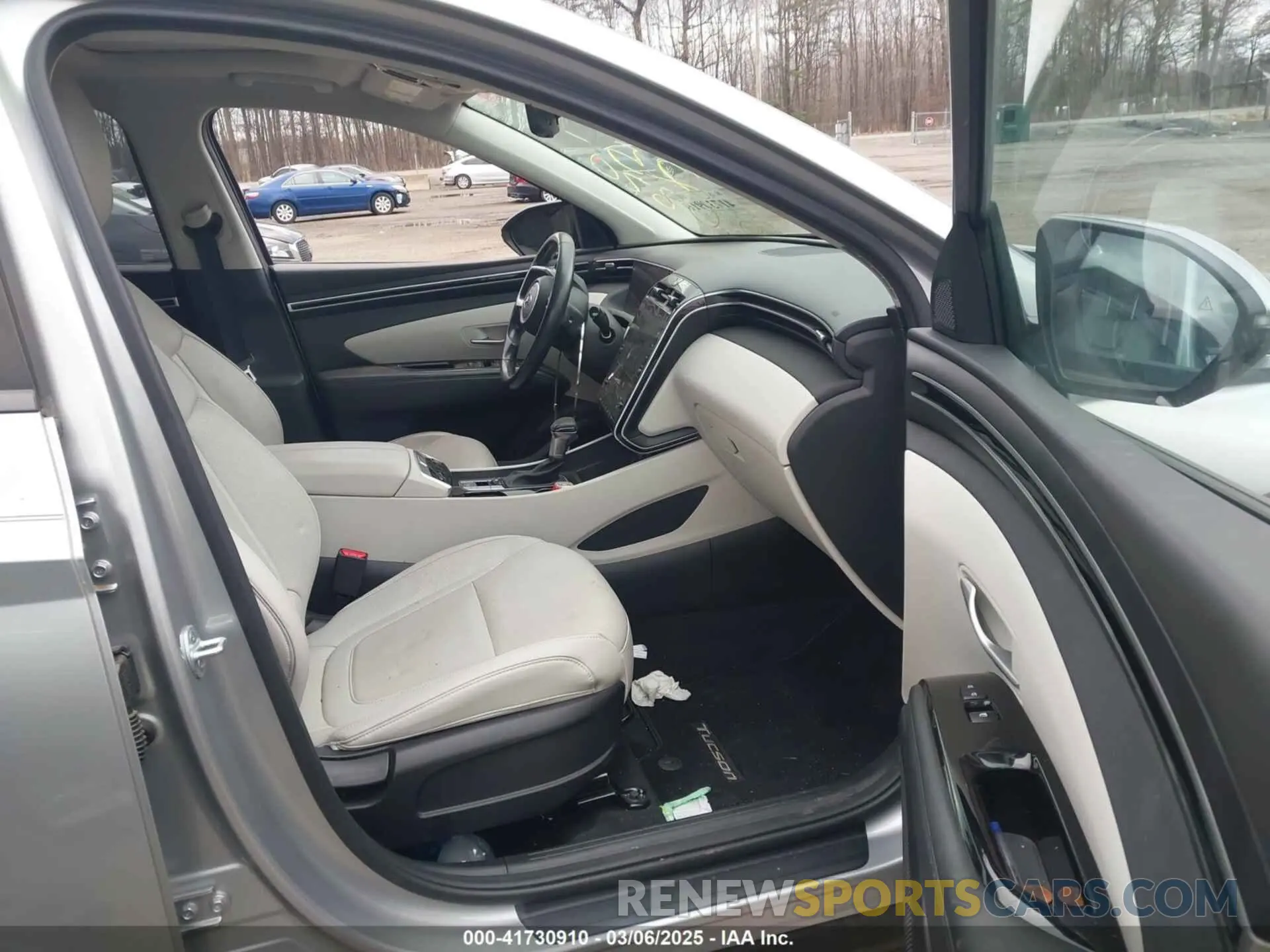 5 Photograph of a damaged car 5NMJCCAE6NH077440 HYUNDAI TUCSON 2022