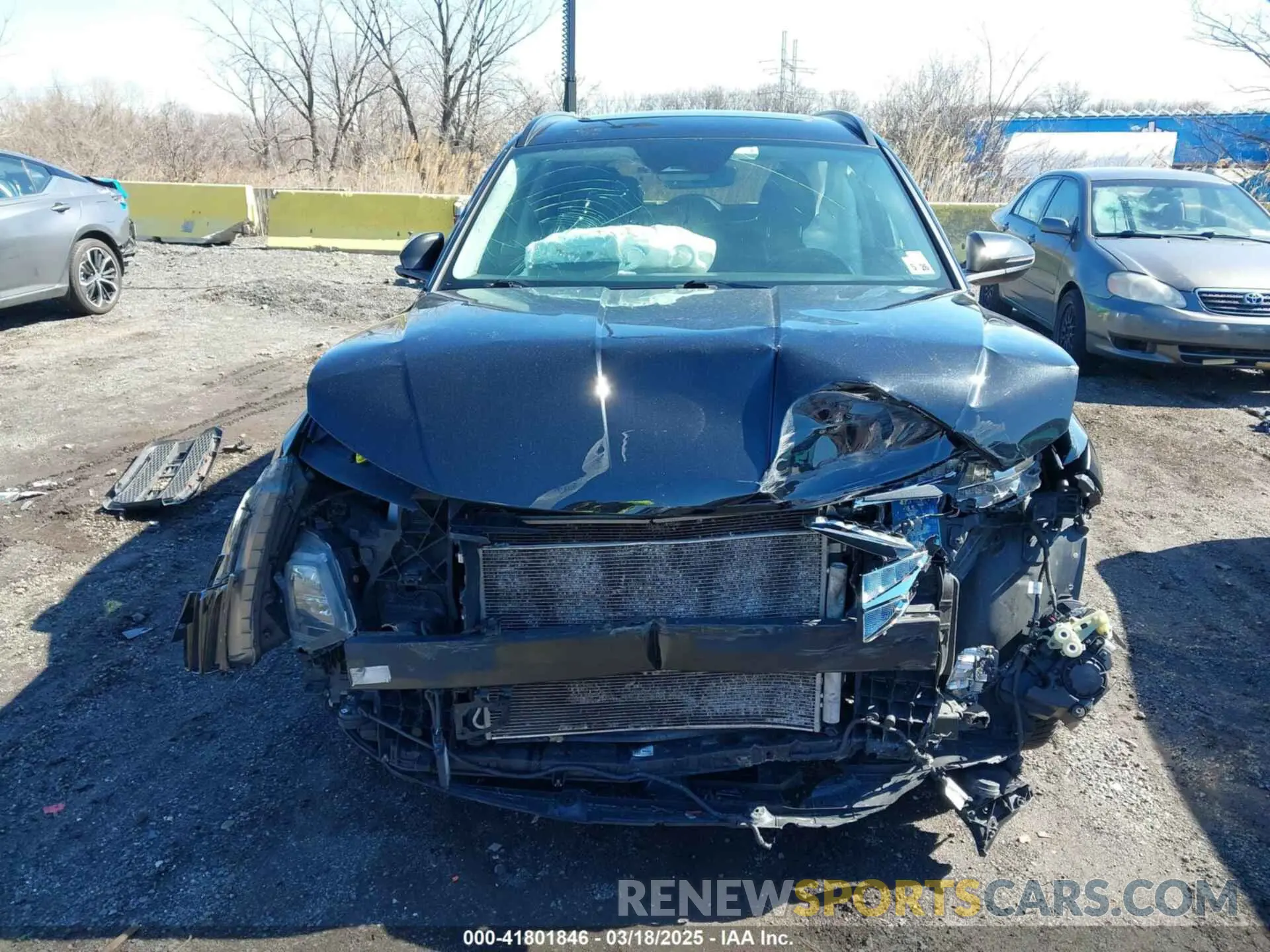 11 Photograph of a damaged car 5NMJCCAE8NH017885 HYUNDAI TUCSON 2022