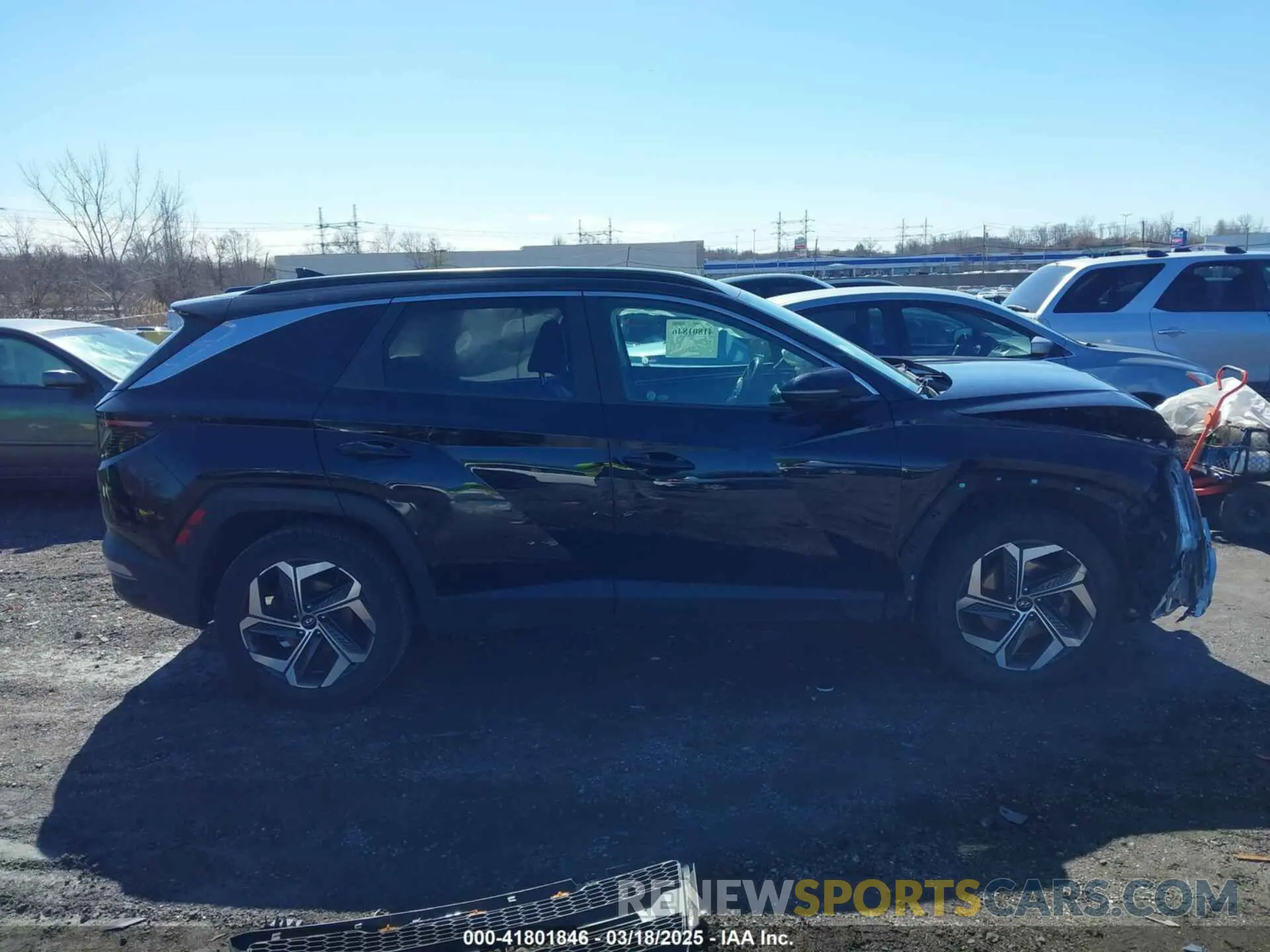 12 Photograph of a damaged car 5NMJCCAE8NH017885 HYUNDAI TUCSON 2022