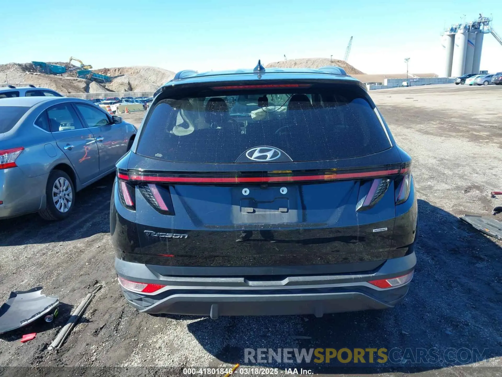 15 Photograph of a damaged car 5NMJCCAE8NH017885 HYUNDAI TUCSON 2022